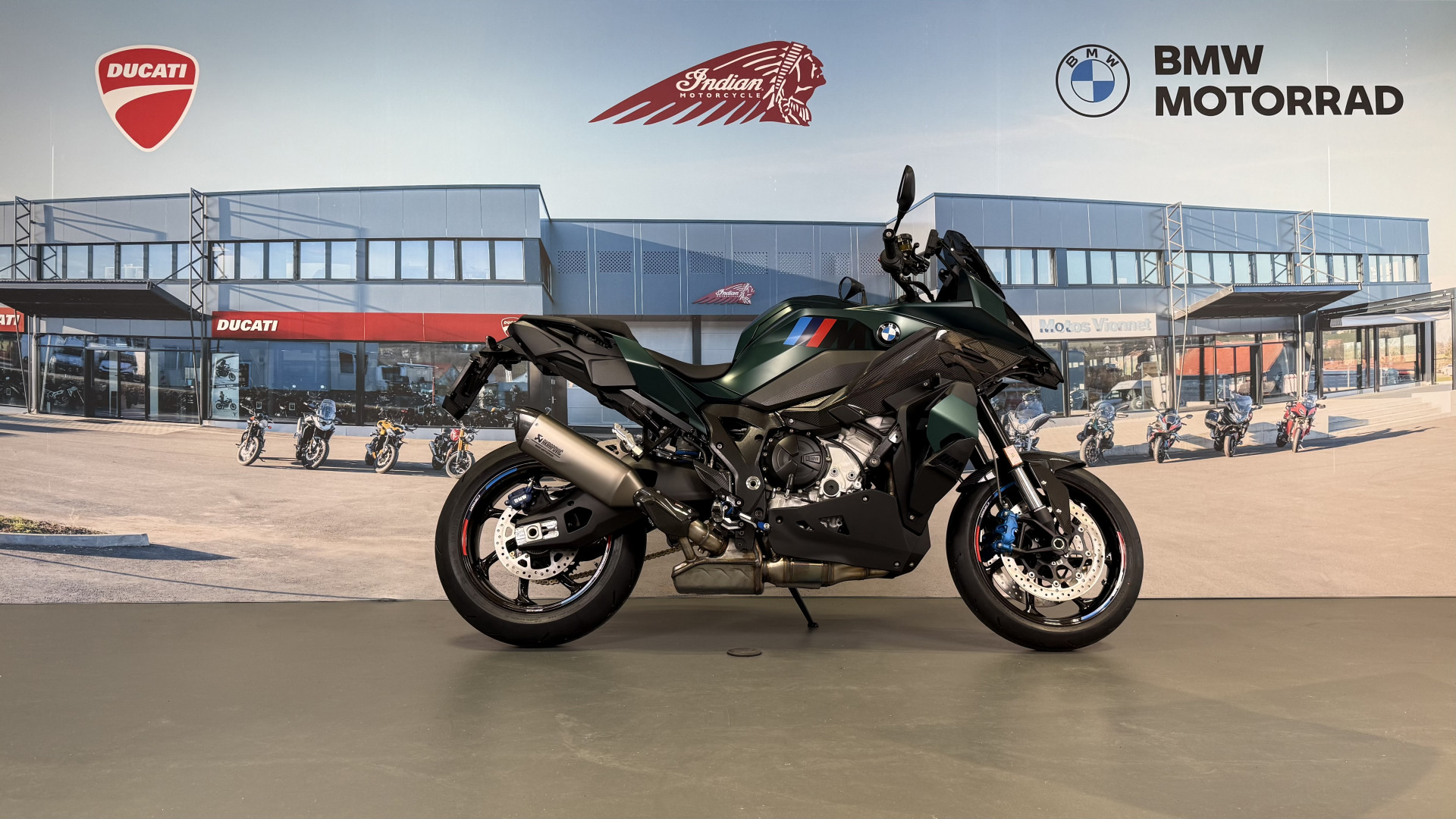 BMW M 1000 XR Competition Leasing à partir de 2.9%-image-4