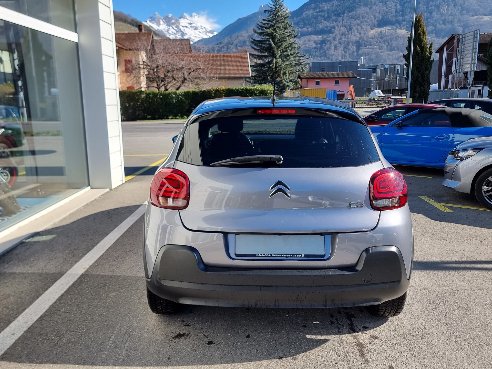CITROEN C3 1.2i PureTech Swiss Edition EAT6-image-4