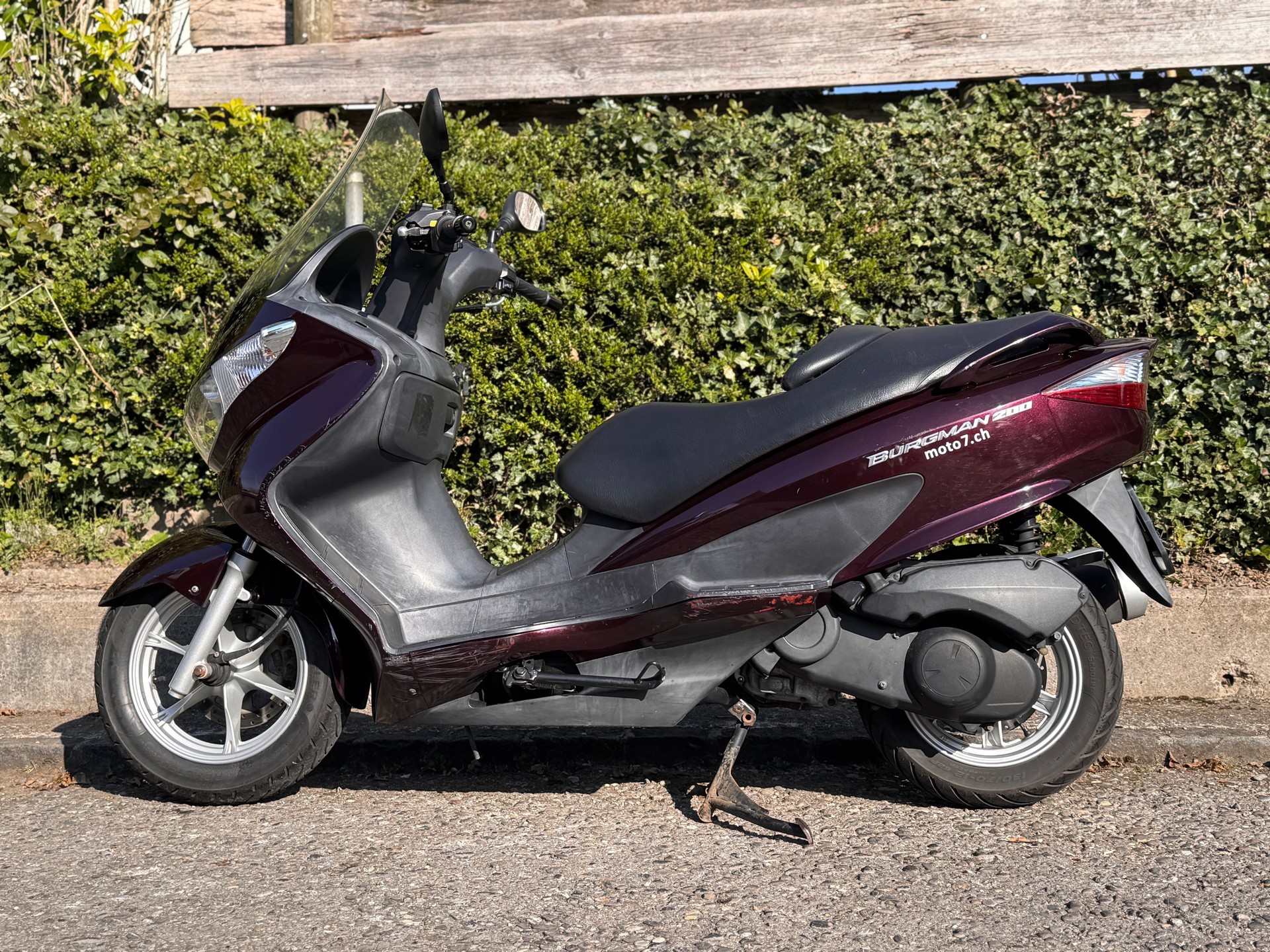 SUZUKI UH 200G Burgman-image-0