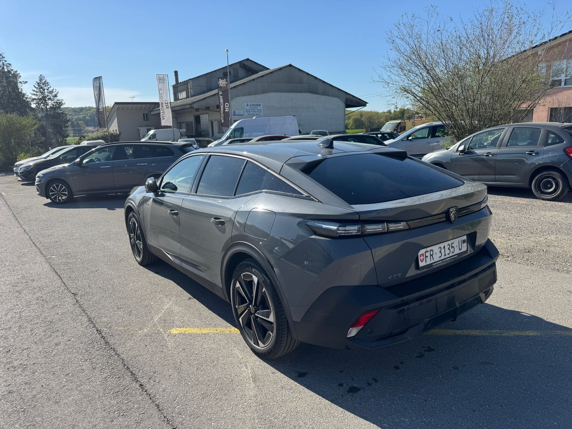 PEUGEOT 408 1.6 PHEV 180 Allure Pack-image-4