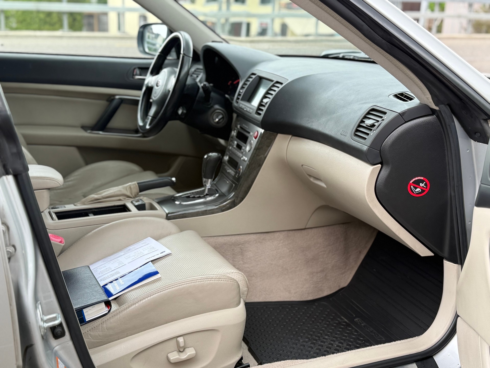SUBARU Legacy 3.0R AWD Executive-image-7