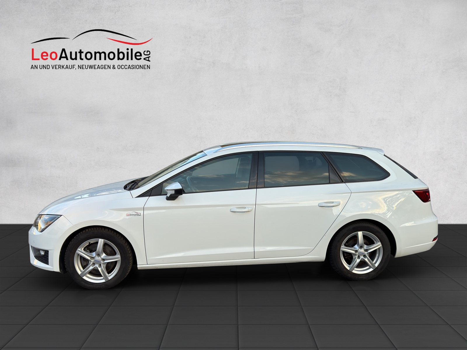 SEAT Leon ST 2.0 TDI FR DSG-showroom-element-1