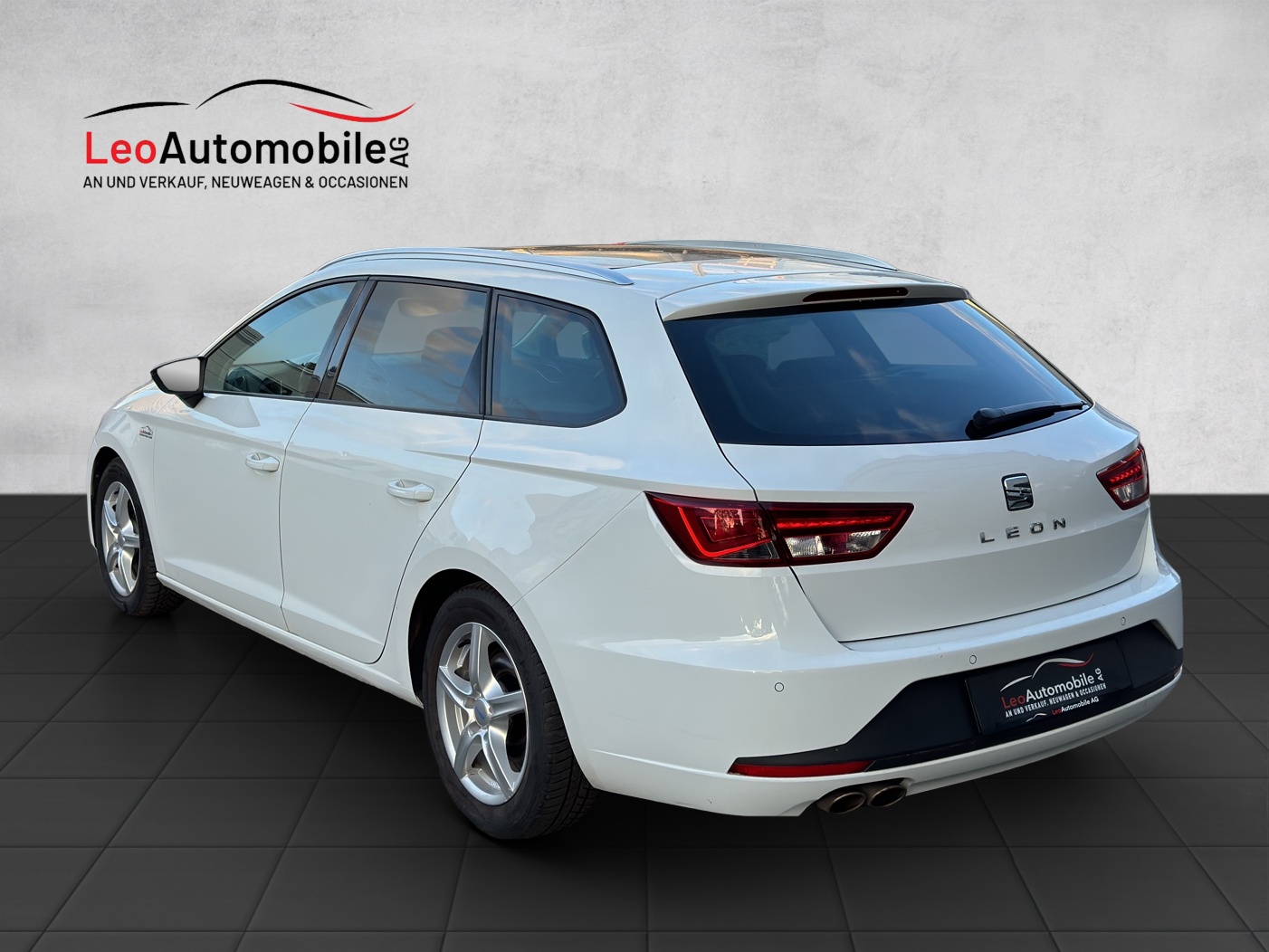 SEAT Leon ST 2.0 TDI FR DSG-showroom-element-2