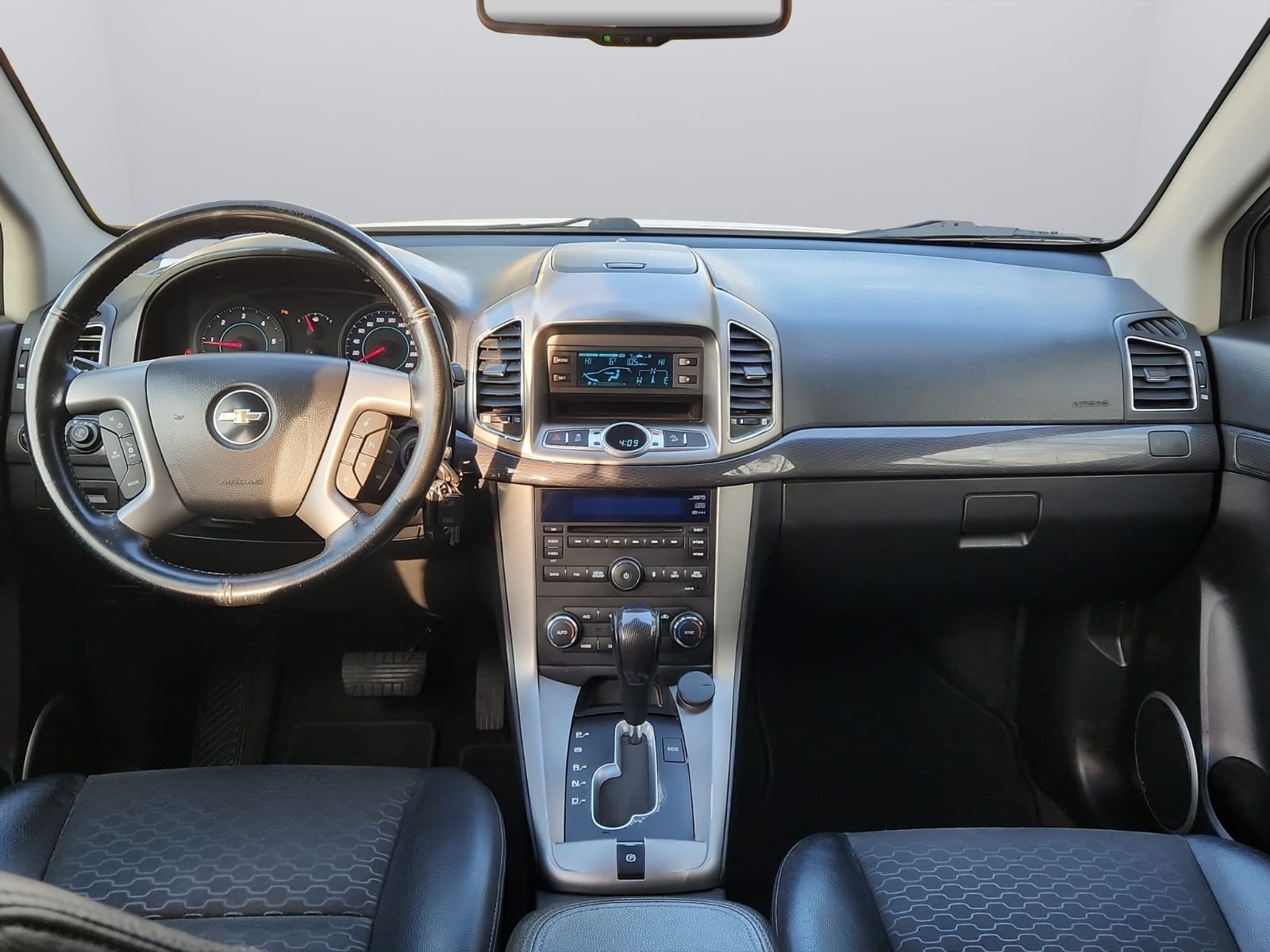 CHEVROLET CAPTIVA-image-8