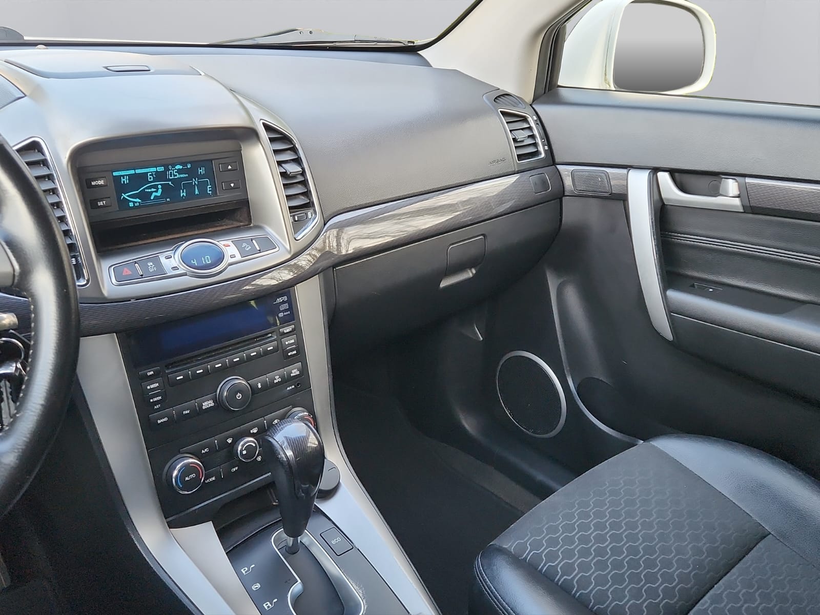 CHEVROLET CAPTIVA-image-10