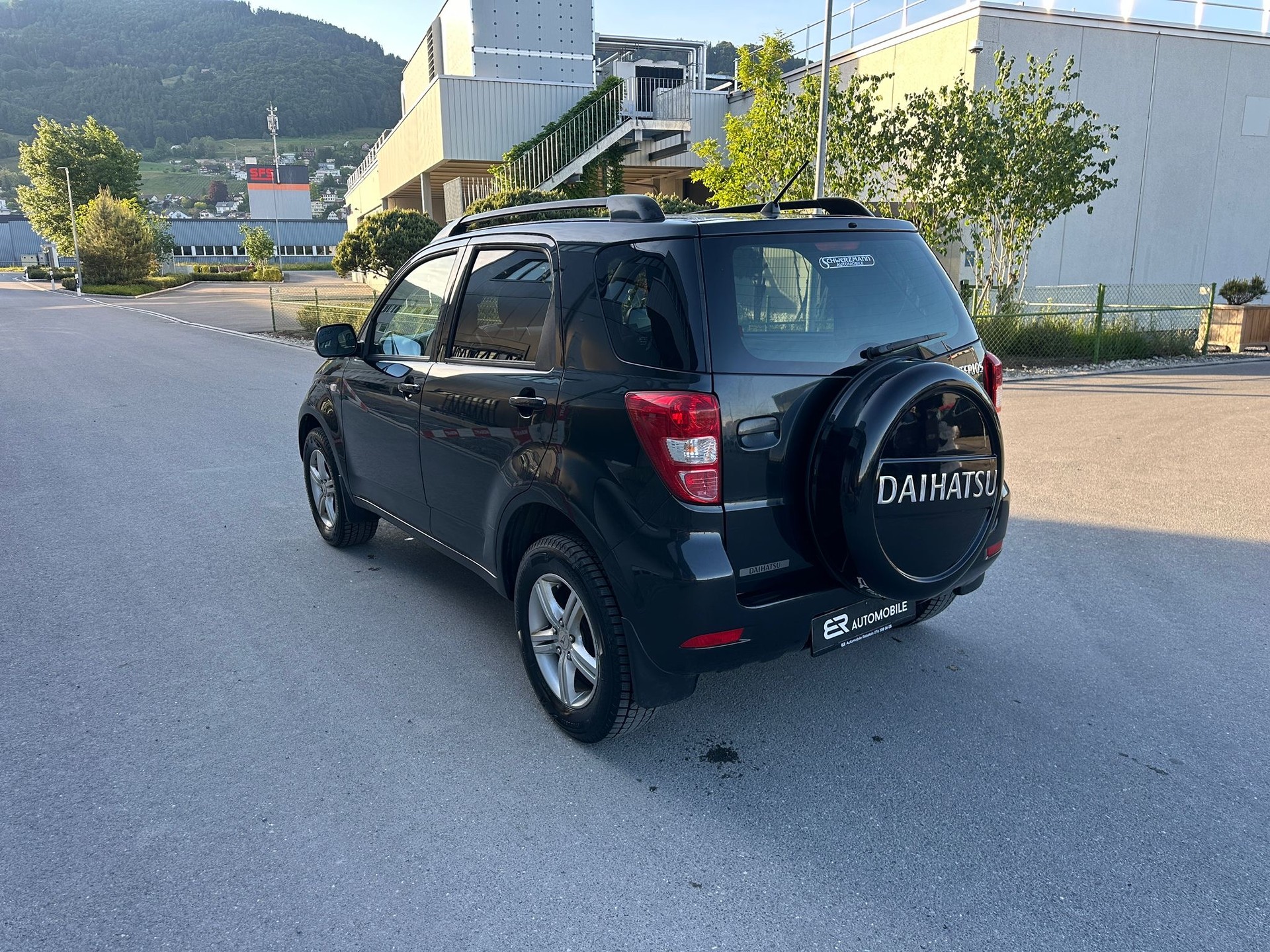 DAIHATSU Terios 1.5 16V SX 4WD-image-2
