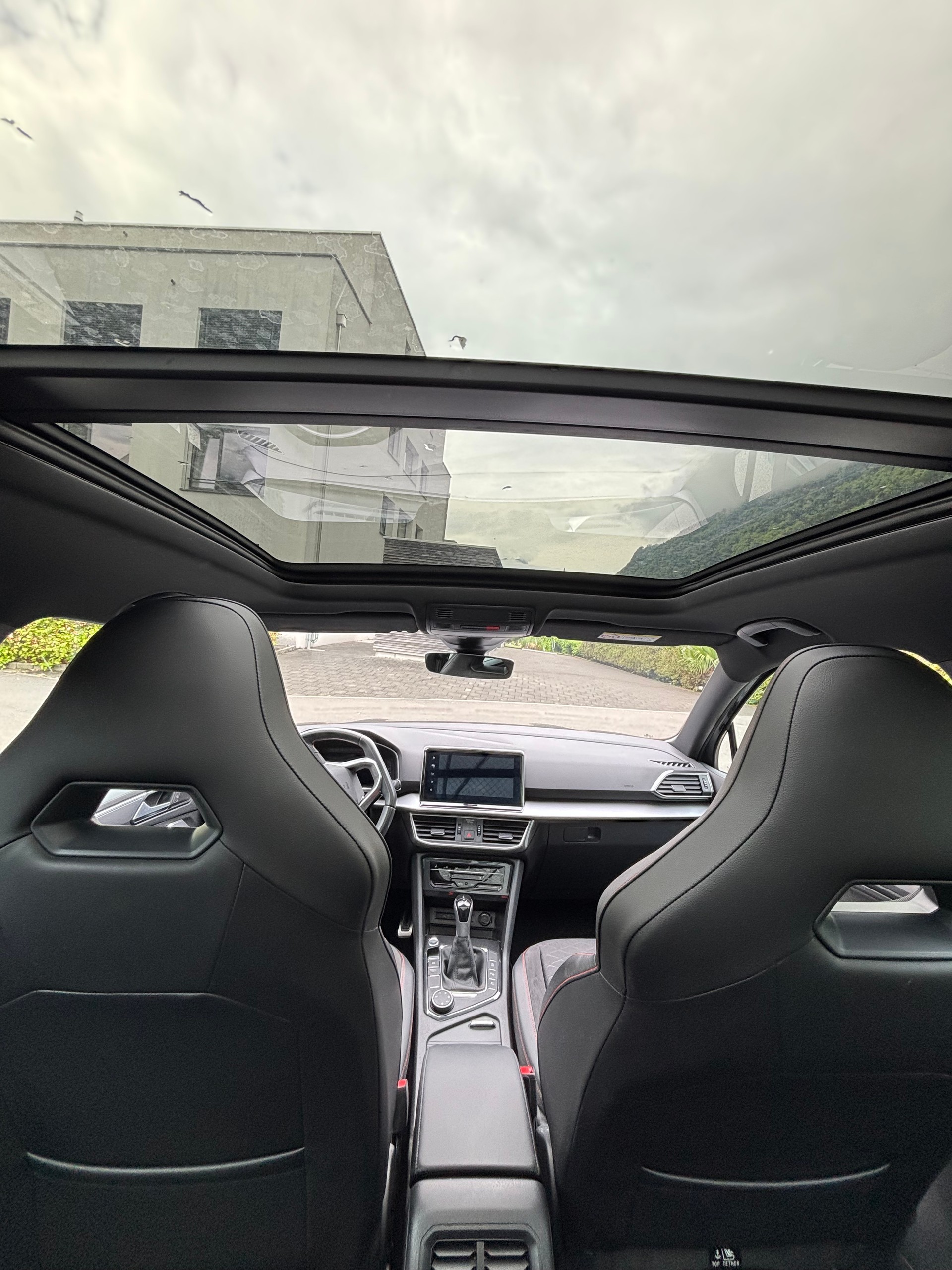 SEAT 2.0 TSI Hola FR 4Drive DSG-image-12