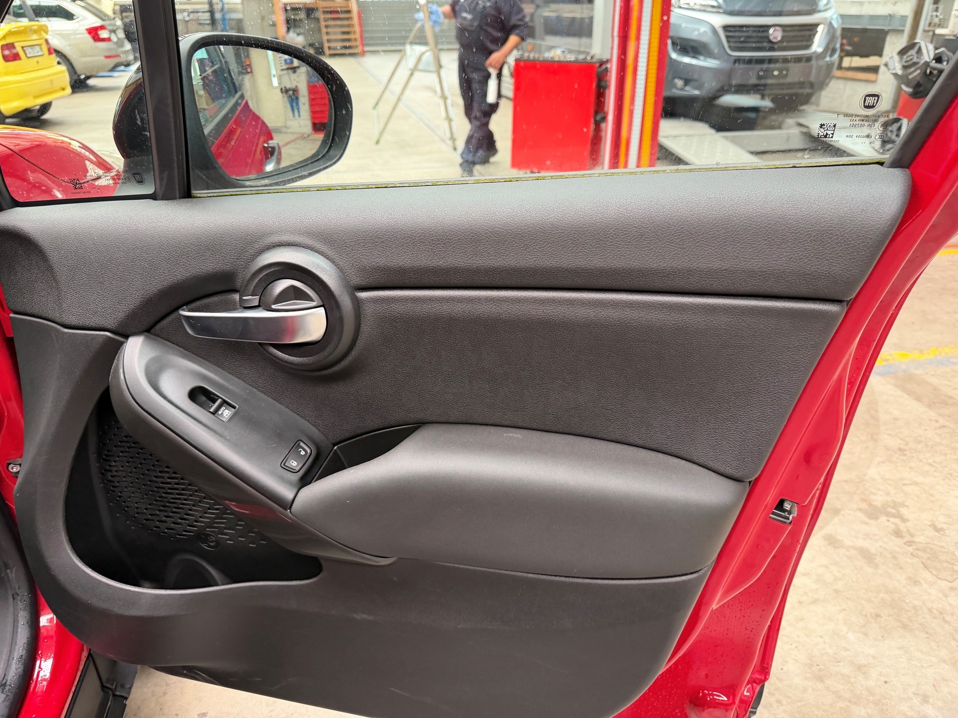 FIAT 500X 1.5 Hybrid Sport DCT-showroom-element-3