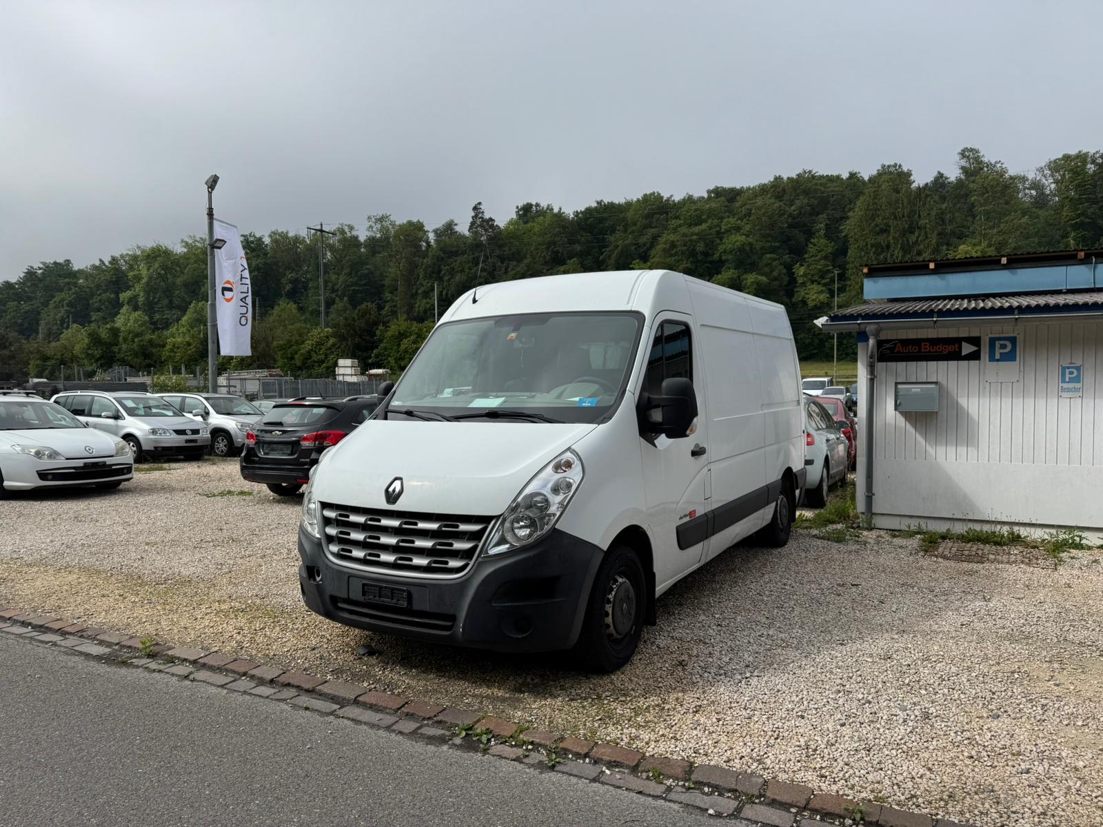 RENAULT Master T35 2.3dCi L3H2-showroom-element-1