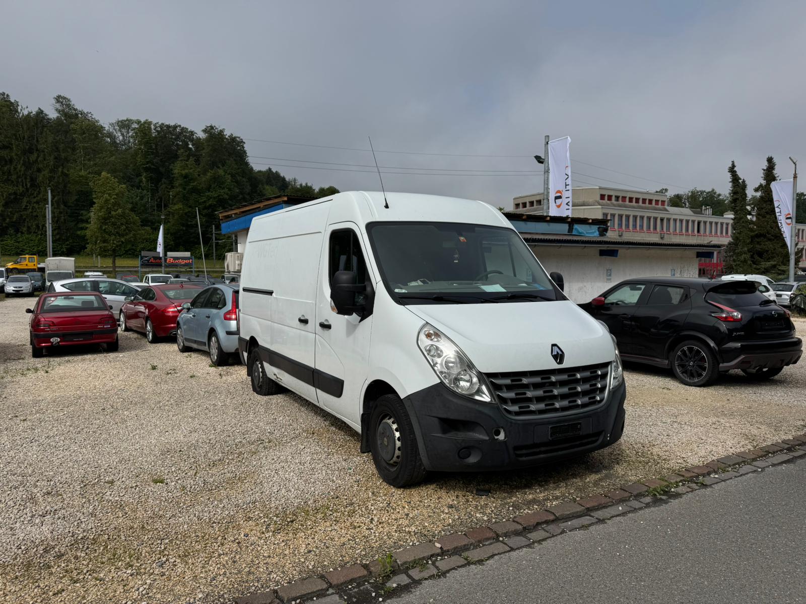 RENAULT Master T35 2.3dCi L3H2-showroom-element-2