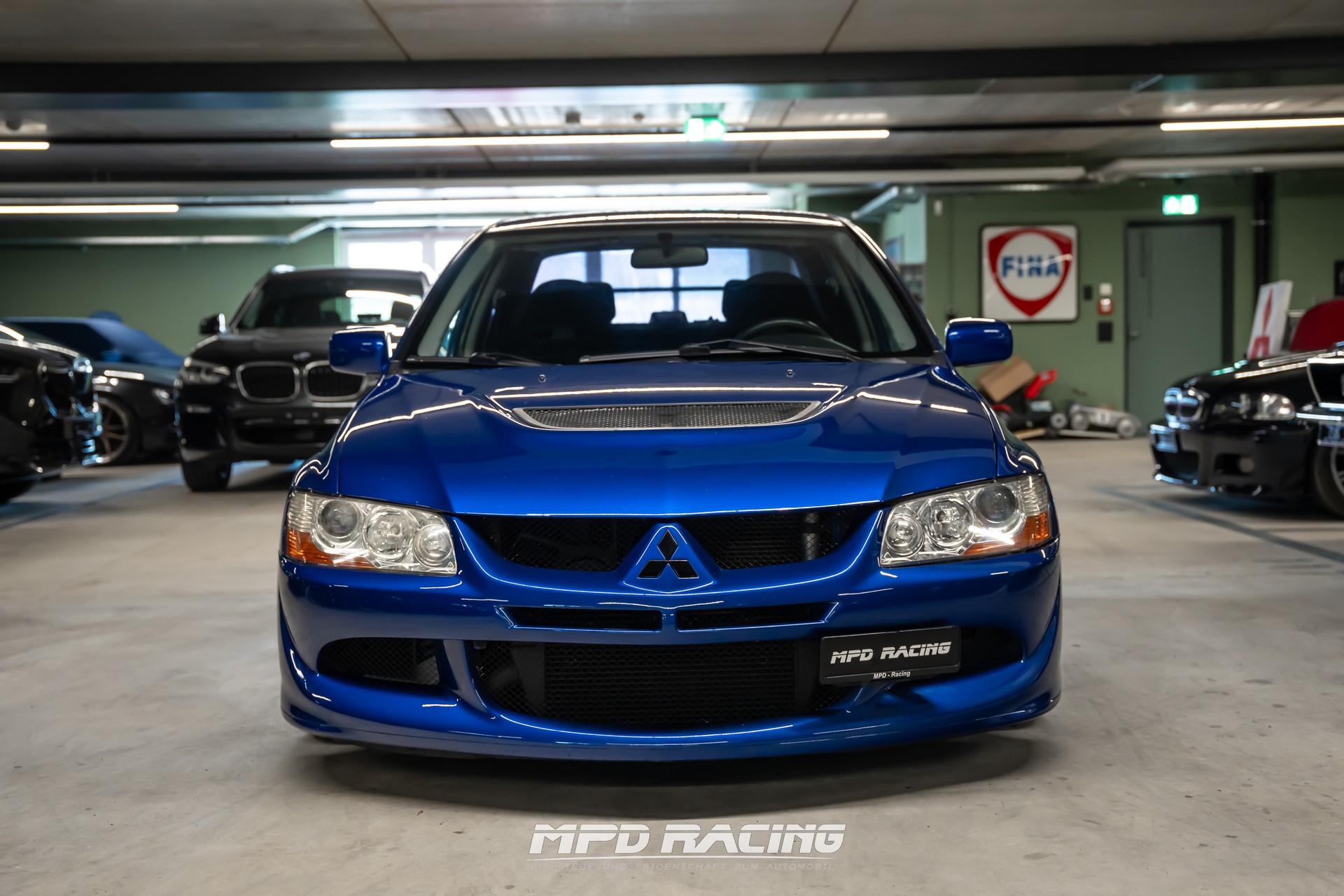 MITSUBISHI Lancer Evo VIII Intense (Sport)-showroom-element-1