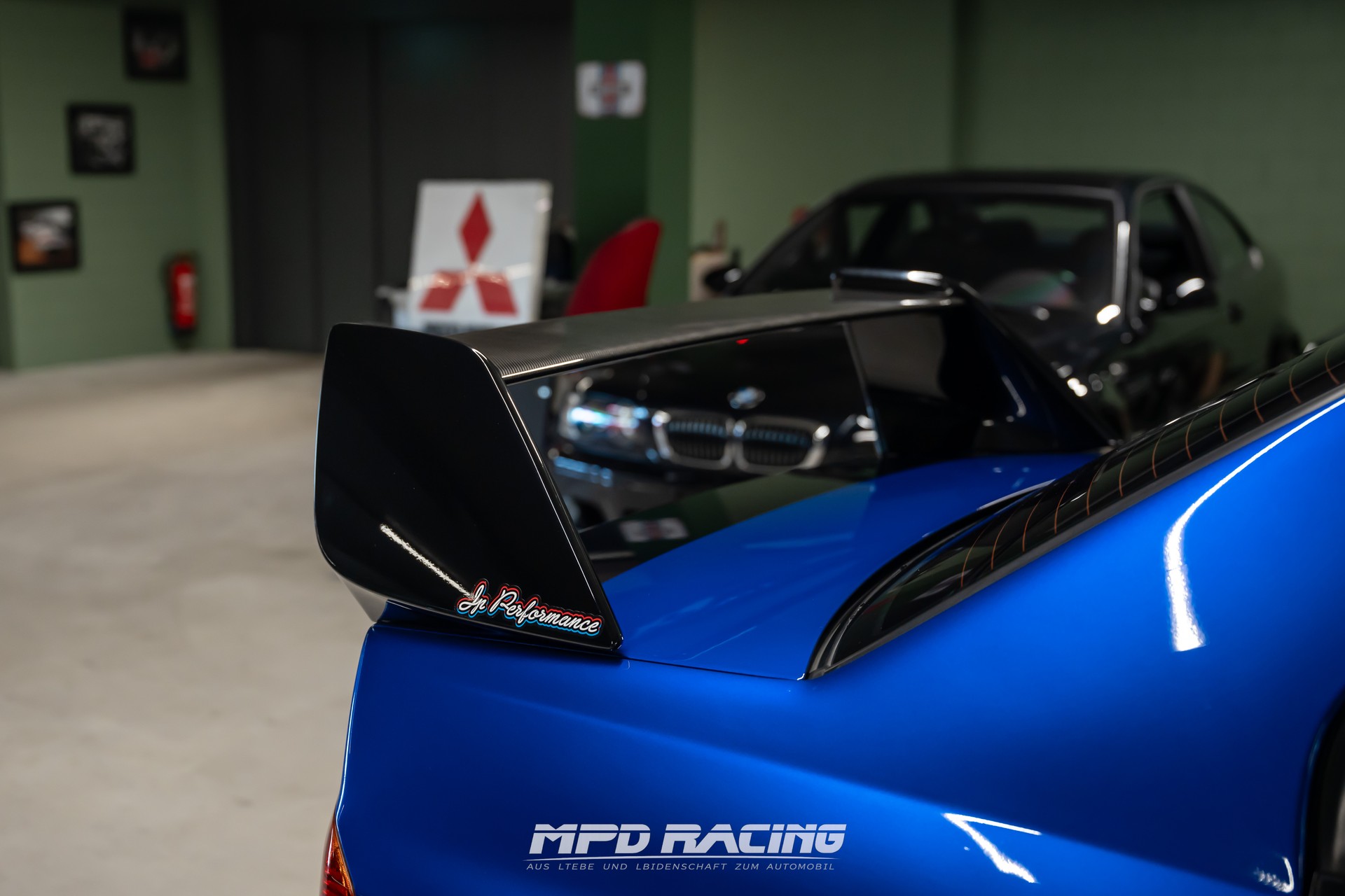 MITSUBISHI Lancer Evo VIII Intense (Sport)-showroom-element-3