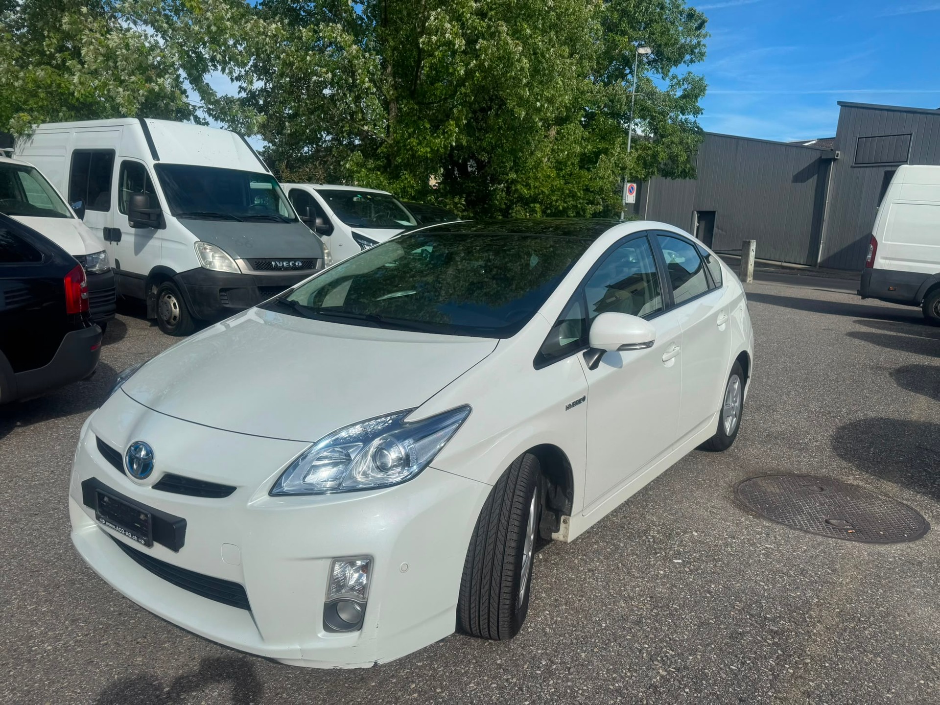 TOYOTA Prius 1.8 16V HSD Sol ** Navigationssystem ** RF-Kamera ** Head UP Display ** PDC Vorne ** Frisch Ab MFK & Service **