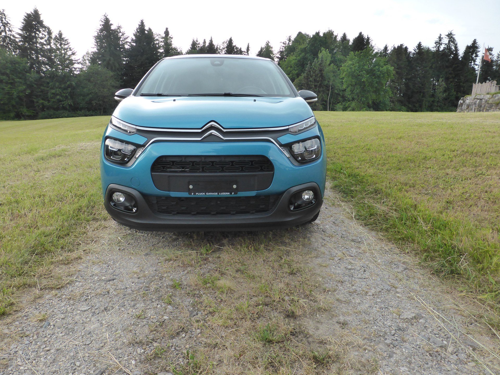 CITROEN C3 1.2i PureTech Swiss Edition-image-5