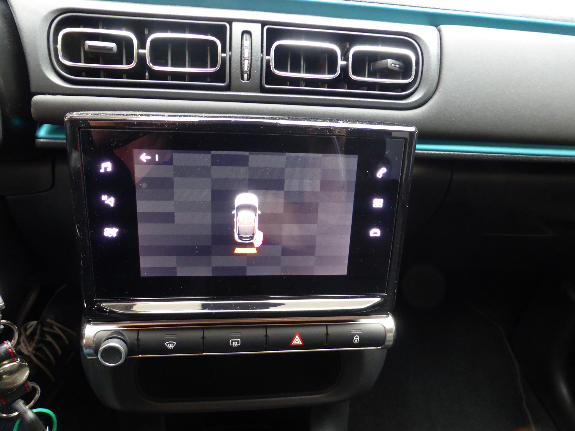 CITROEN C3 1.2i PureTech Swiss Edition-image-11