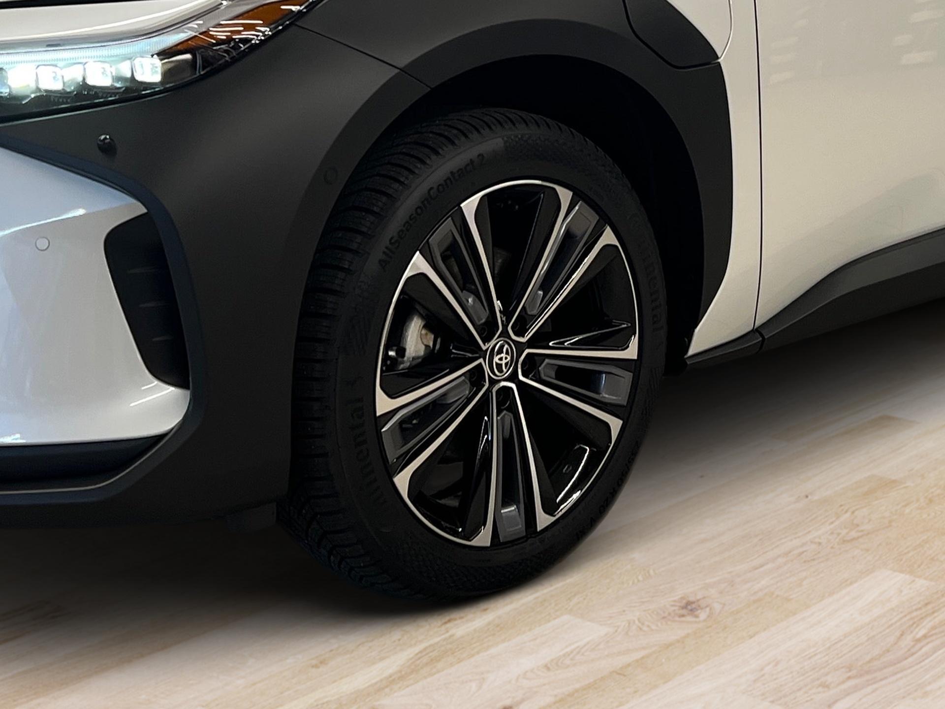 TOYOTA bZ4X Premium 71,4 kWh 4WD-image-9