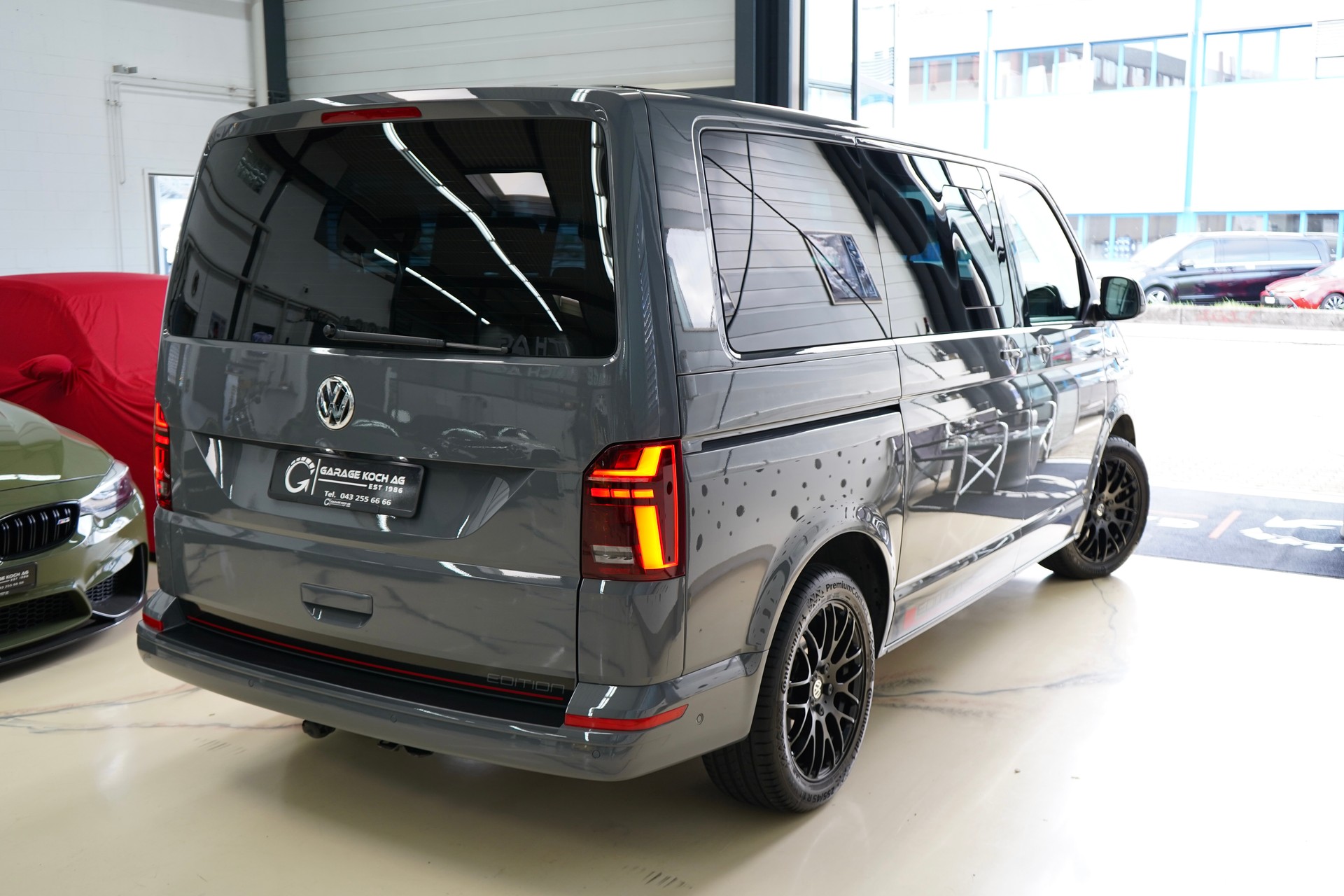 VW T6.1 Multivan 2.0 TDI Liberty Edition DSG-image-4