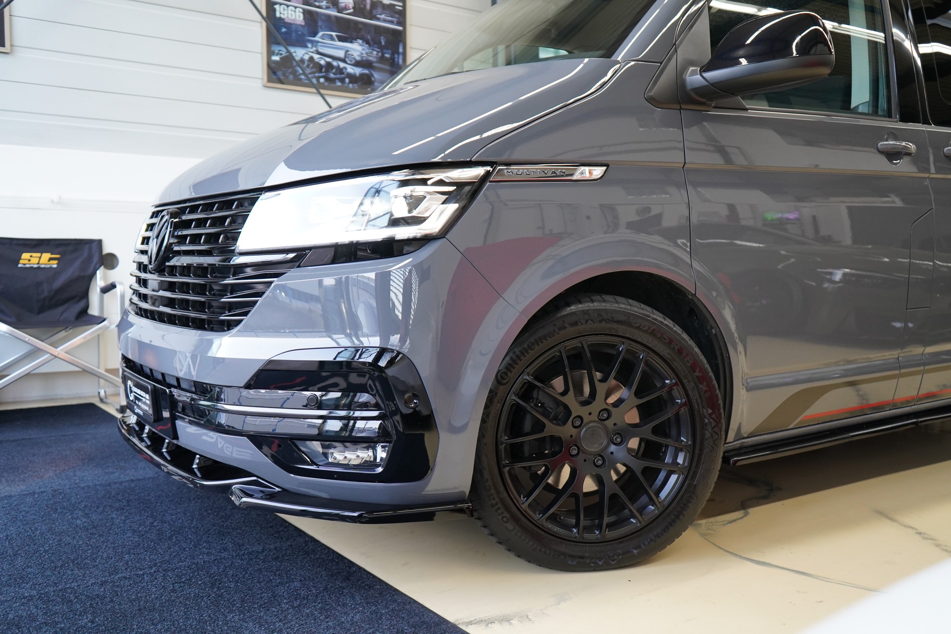 VW T6.1 Multivan 2.0 TDI Liberty Edition DSG-showroom-element-3