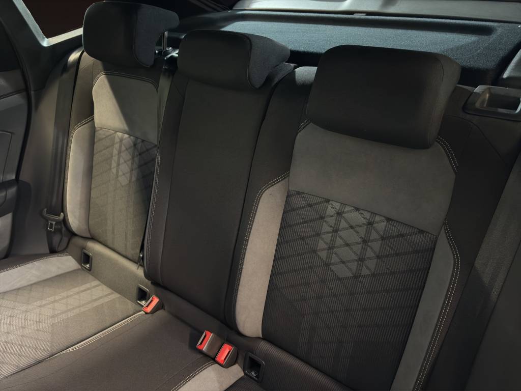 VW Taigo 1.0 TSI R-Line DSG-image-7