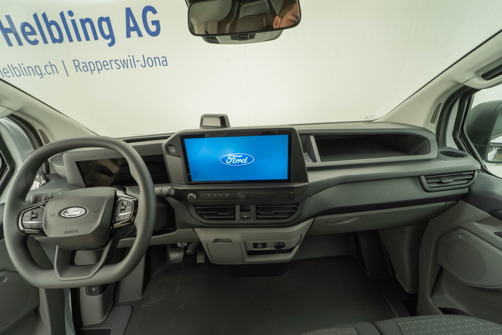 FORD Transit C Van 320 L1 2.0 EcoBlue 136 Trend 4x4-image-6