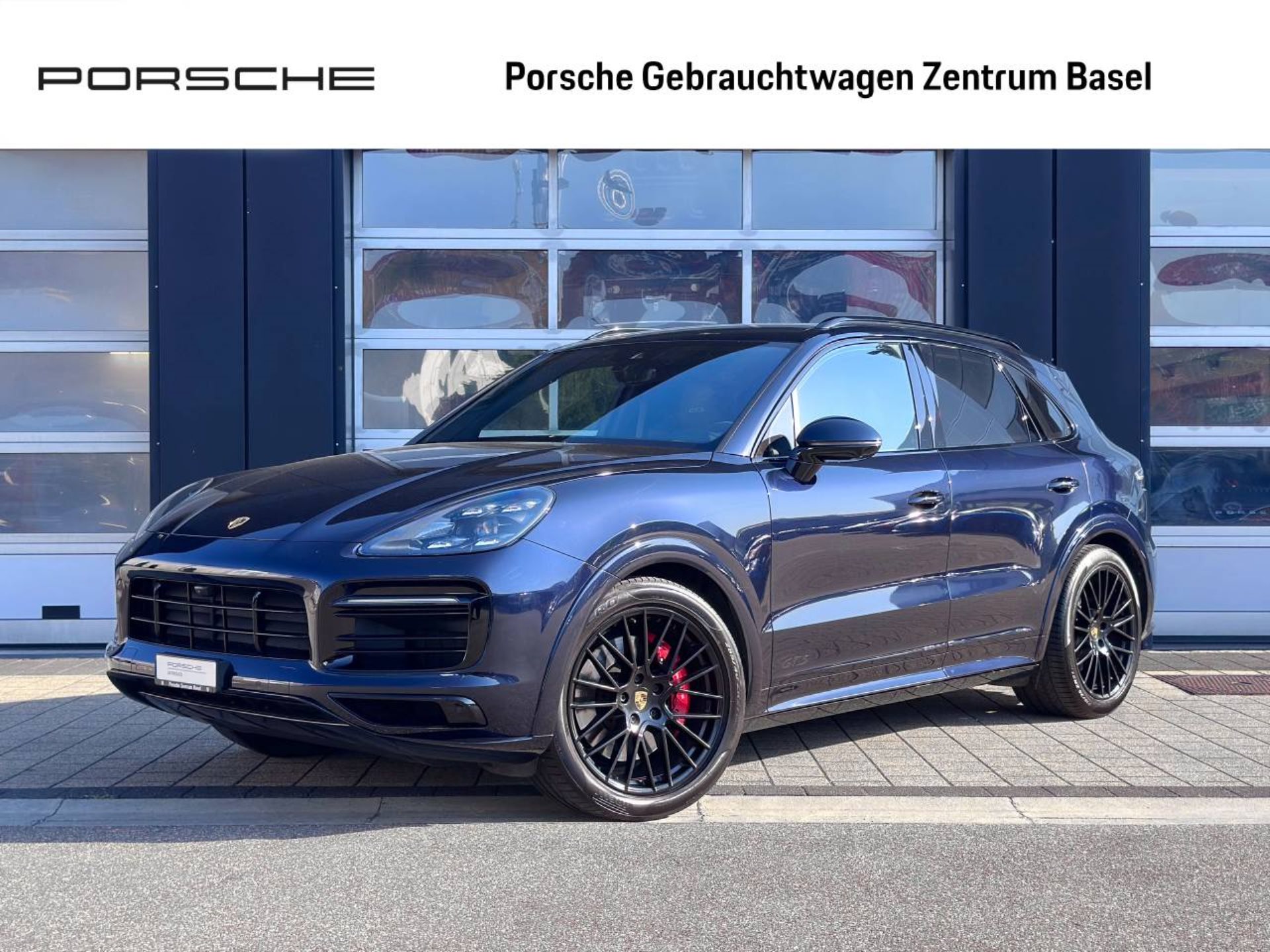 PORSCHE Cayenne GTS