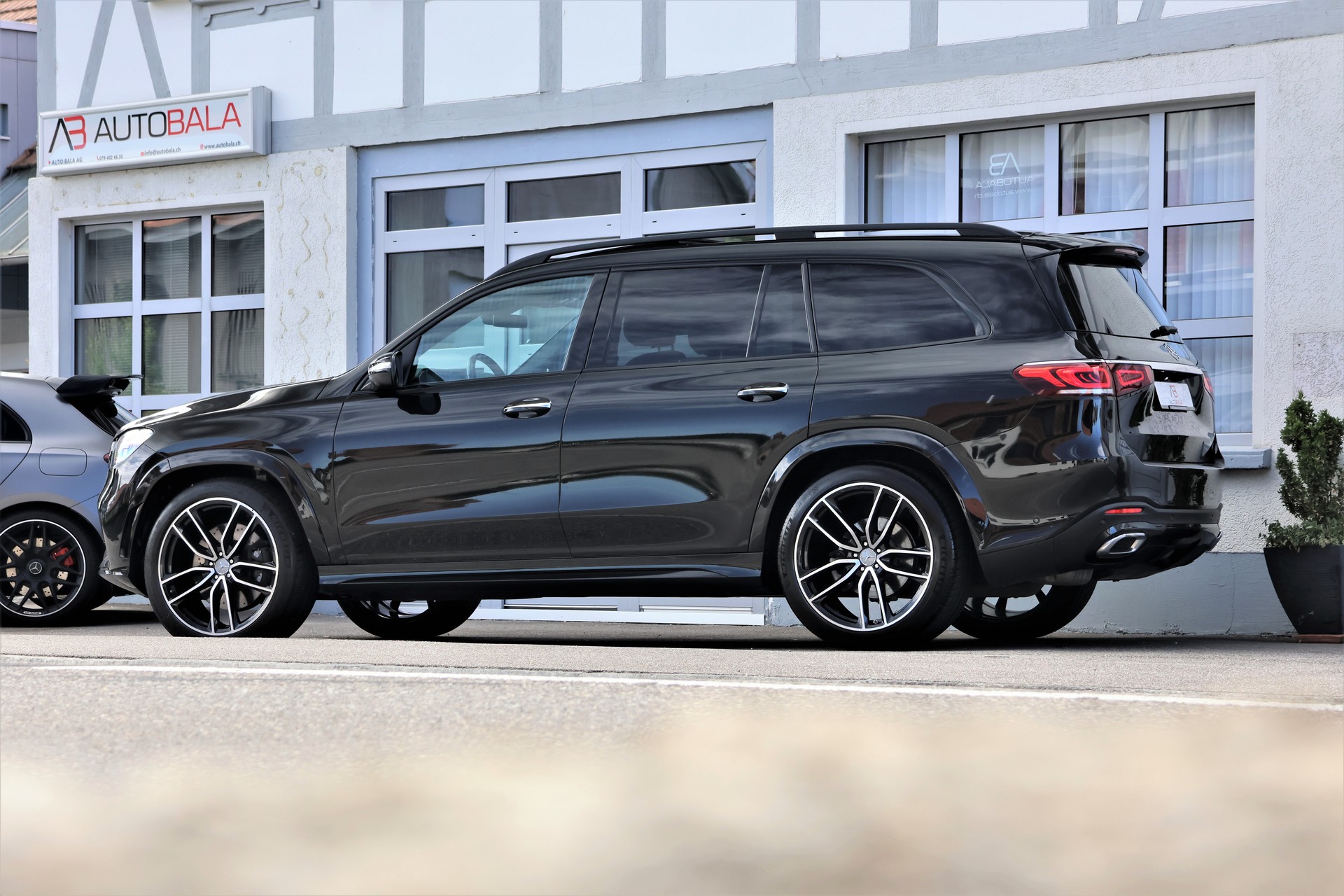 MERCEDES-BENZ GLS 400 d 4Matic AMG Line 9G-Tronic (CH) 7 Plätzer+ 3.5T AHK-showroom-element-3