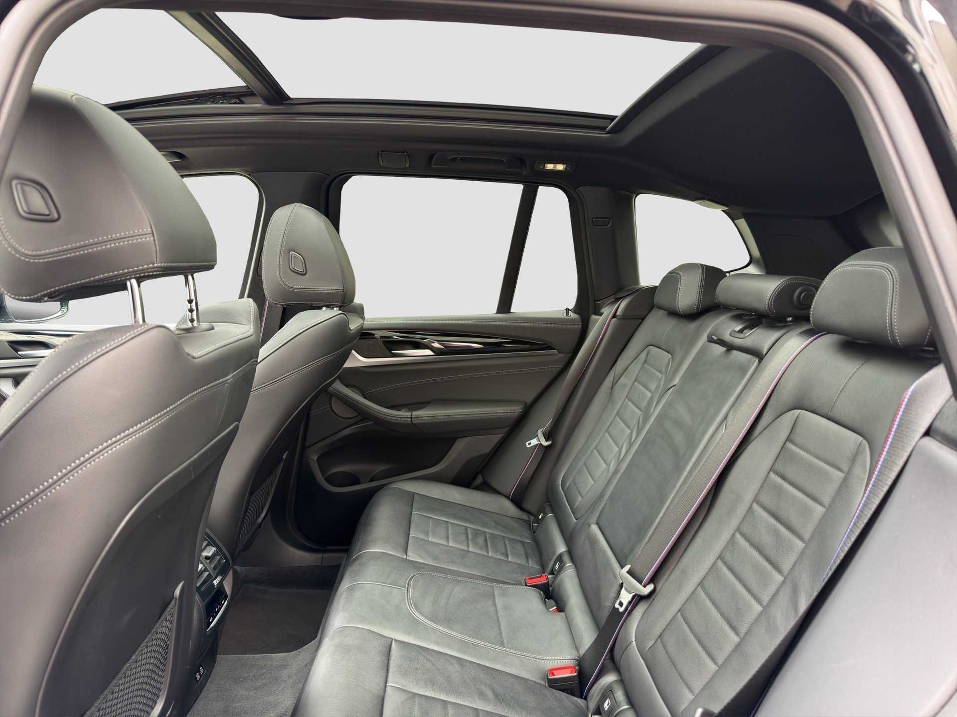 BMW X3 xDrive M40i Steptronic-image-12