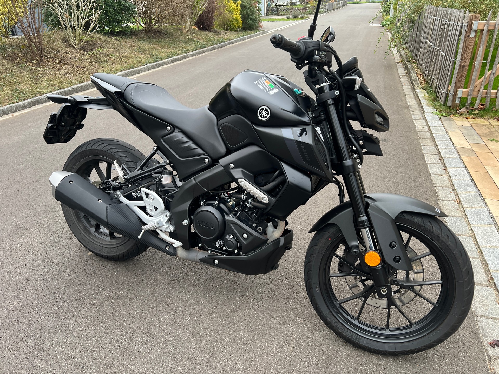 YAMAHA MT-125 ABS-image-0