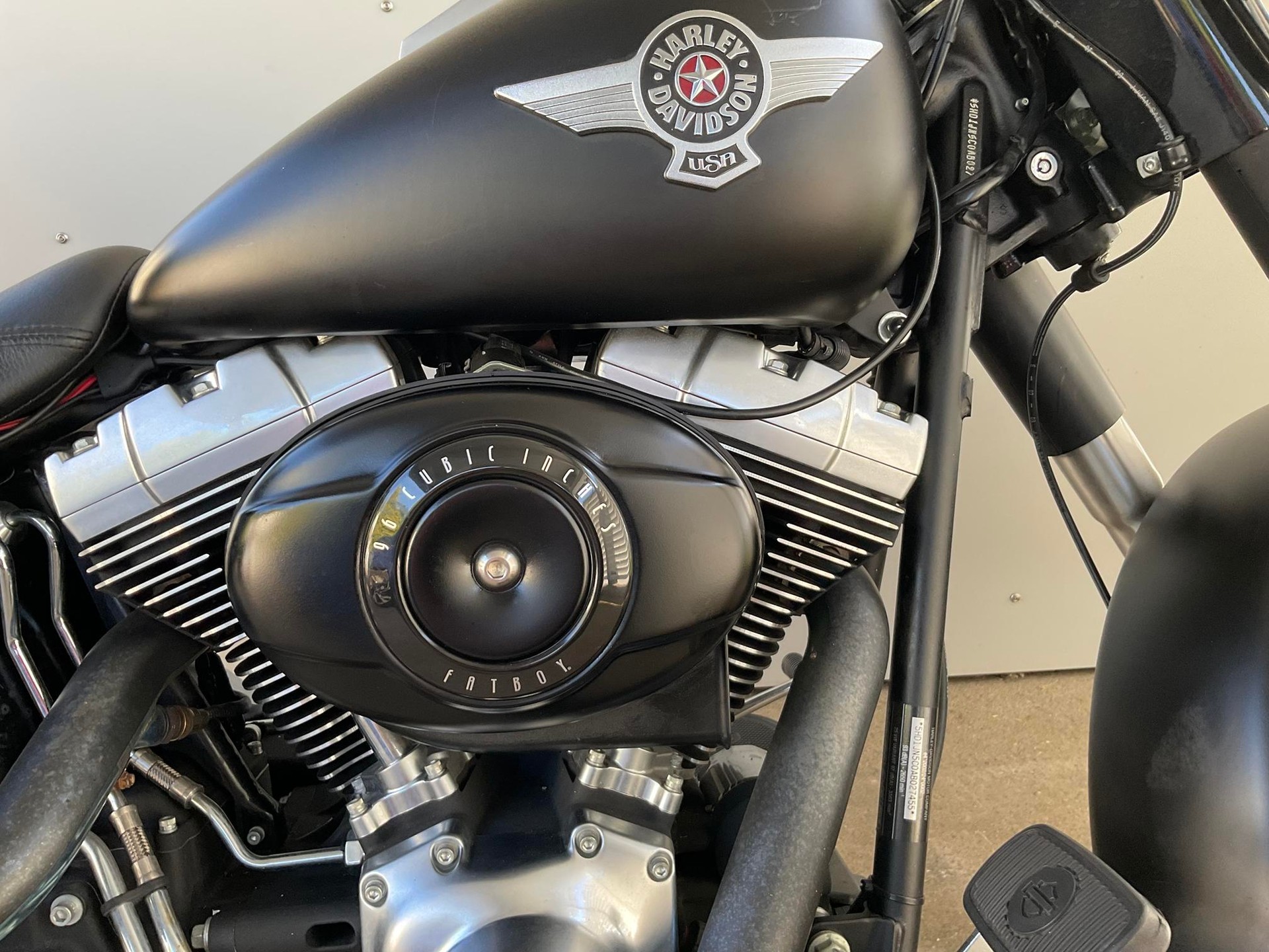 HARLEY-DAVIDSON FLSTFB Fat Boy Special-image-9