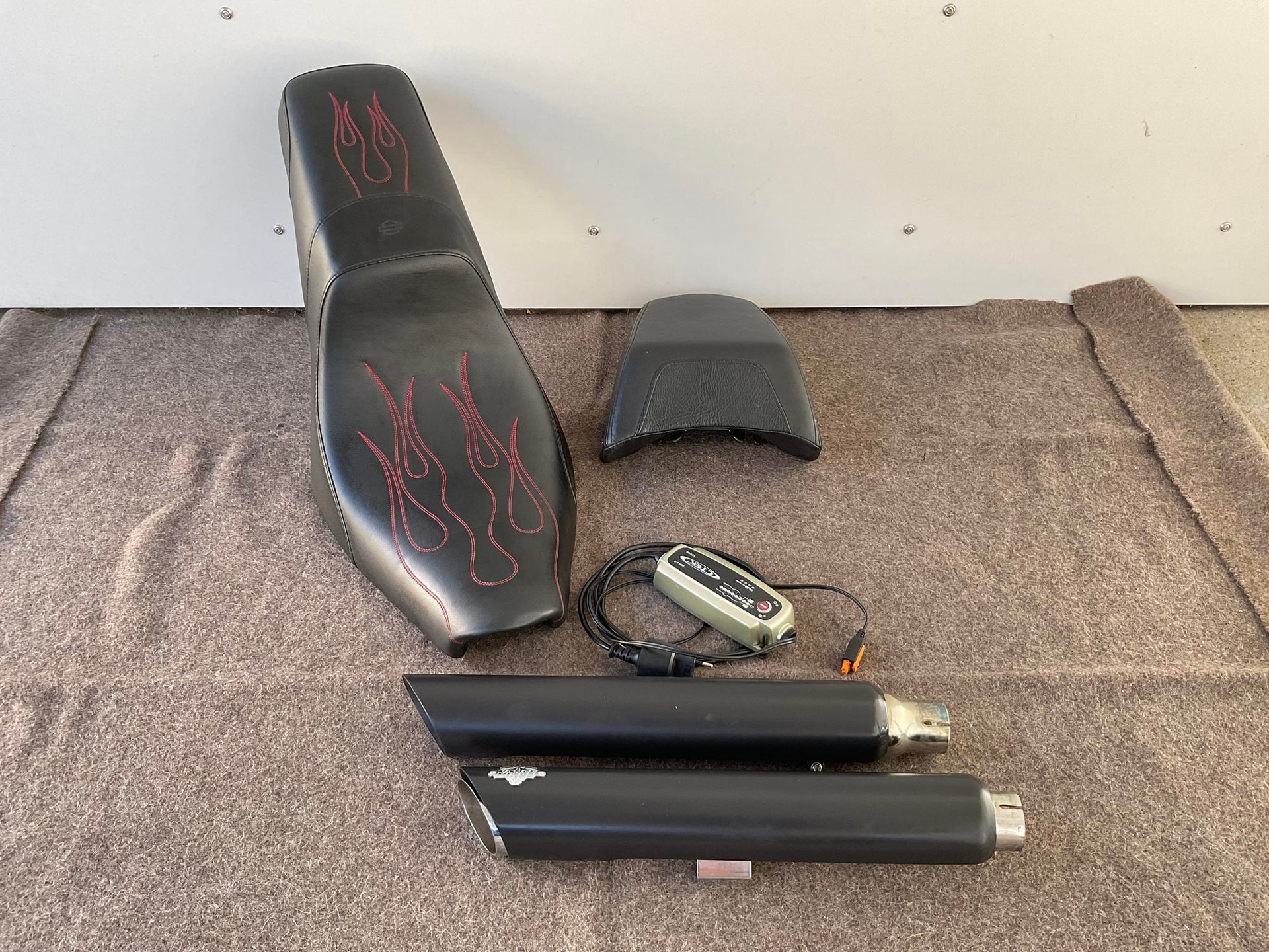 HARLEY-DAVIDSON FLSTFB Fat Boy Special-image-10