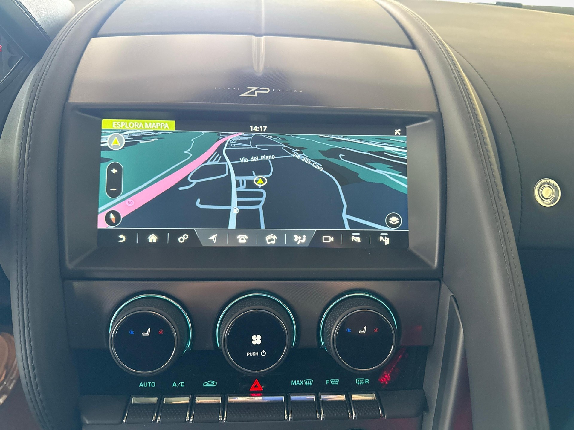 JAGUAR F-Type Coupé 5.0 V8 R AWD - Ruote invernali incluse-image-15