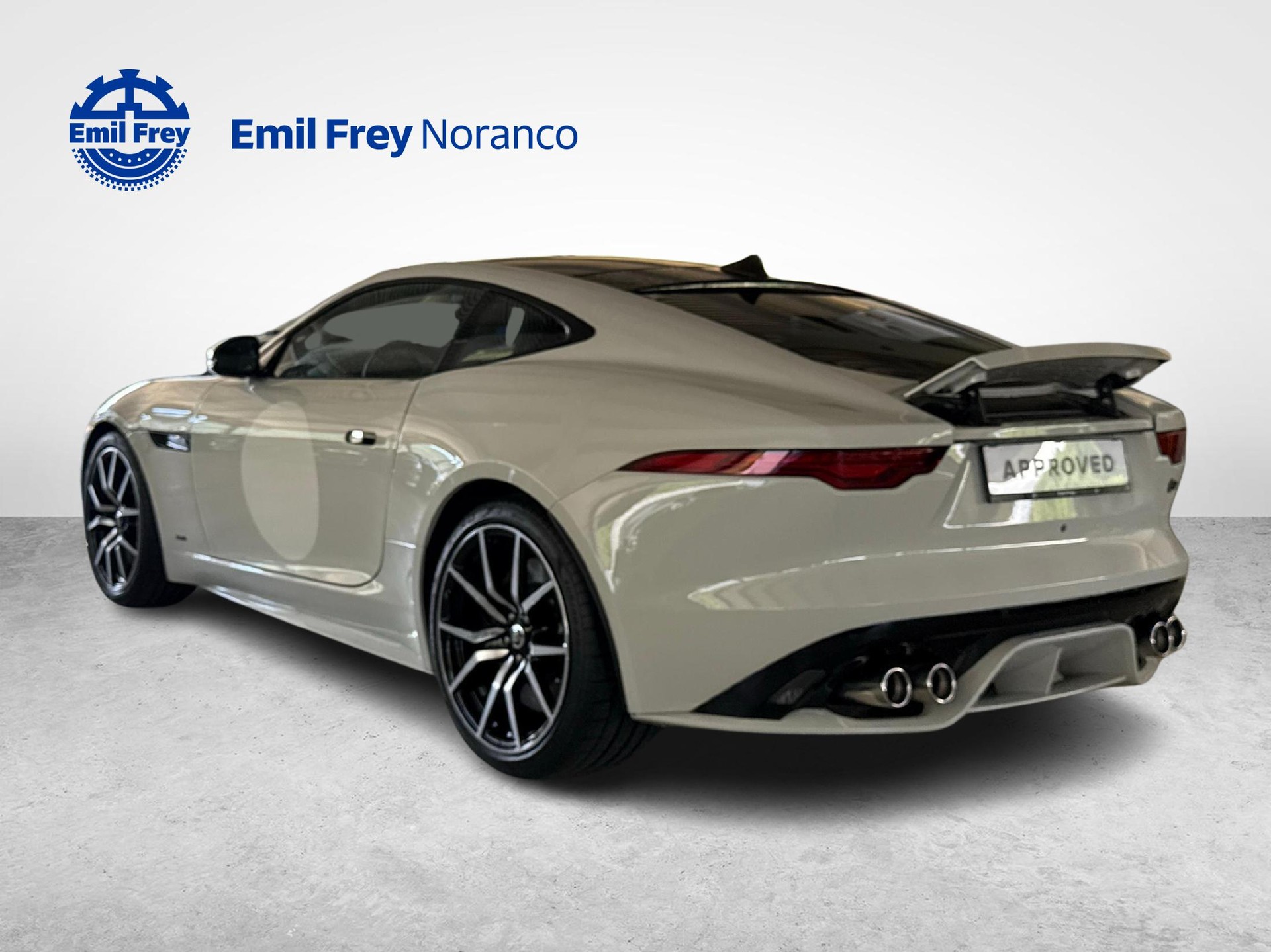 JAGUAR F-Type Coupé 5.0 V8 R AWD - Ruote invernali incluse-showroom-element-2