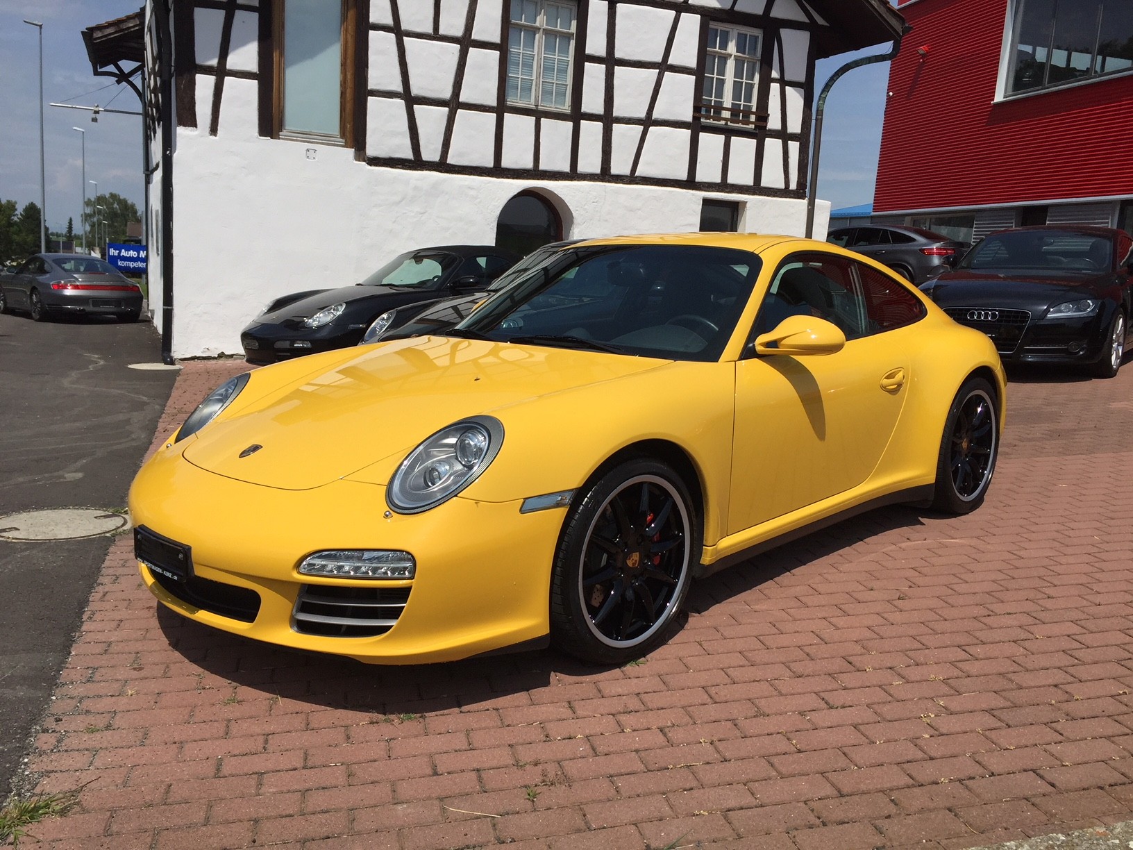 PORSCHE 911 Carrera 4S PDK-image-2