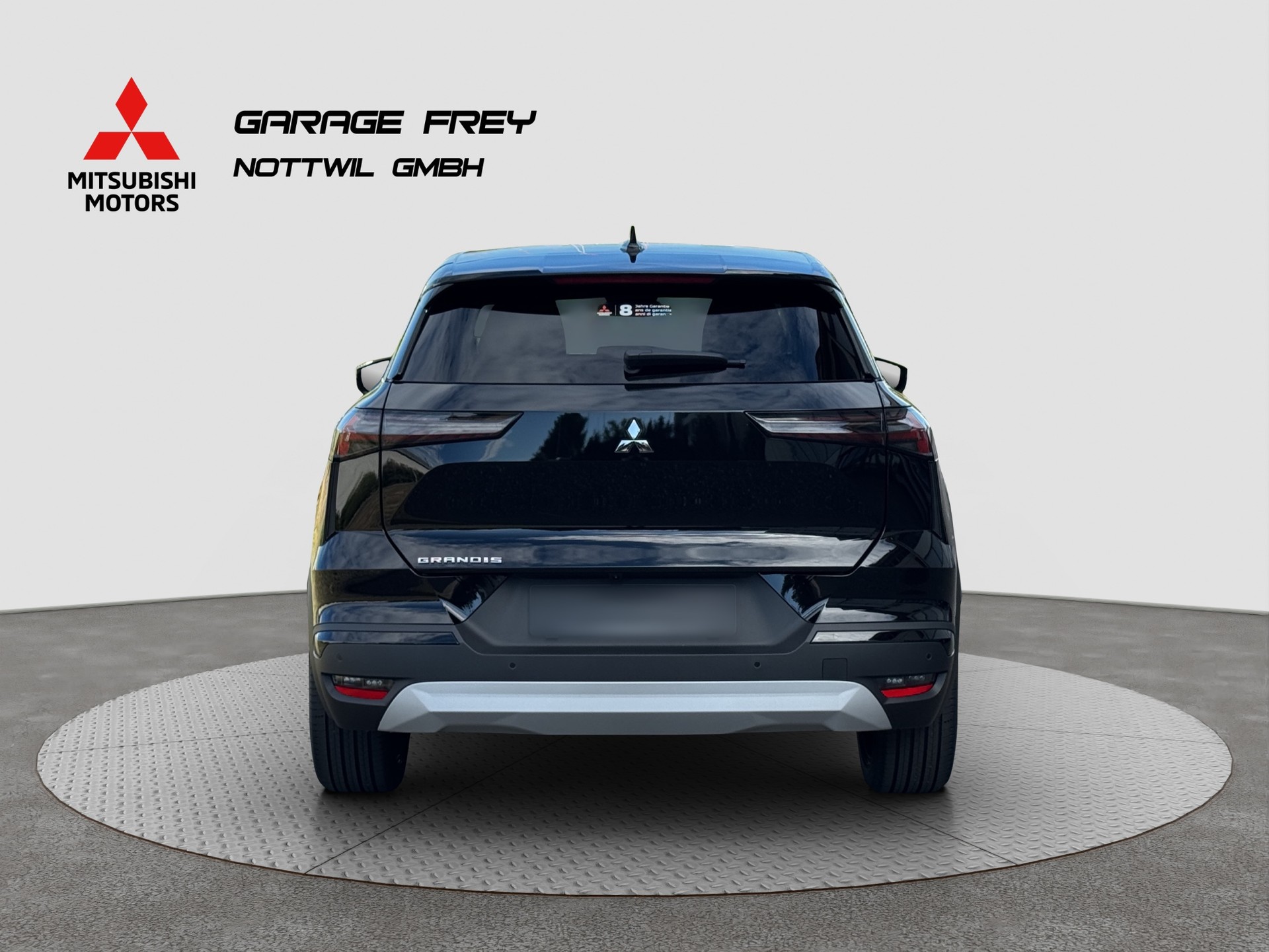 MITSUBISHI Grandis 1.3 MHEV Intense A-showroom-element-3