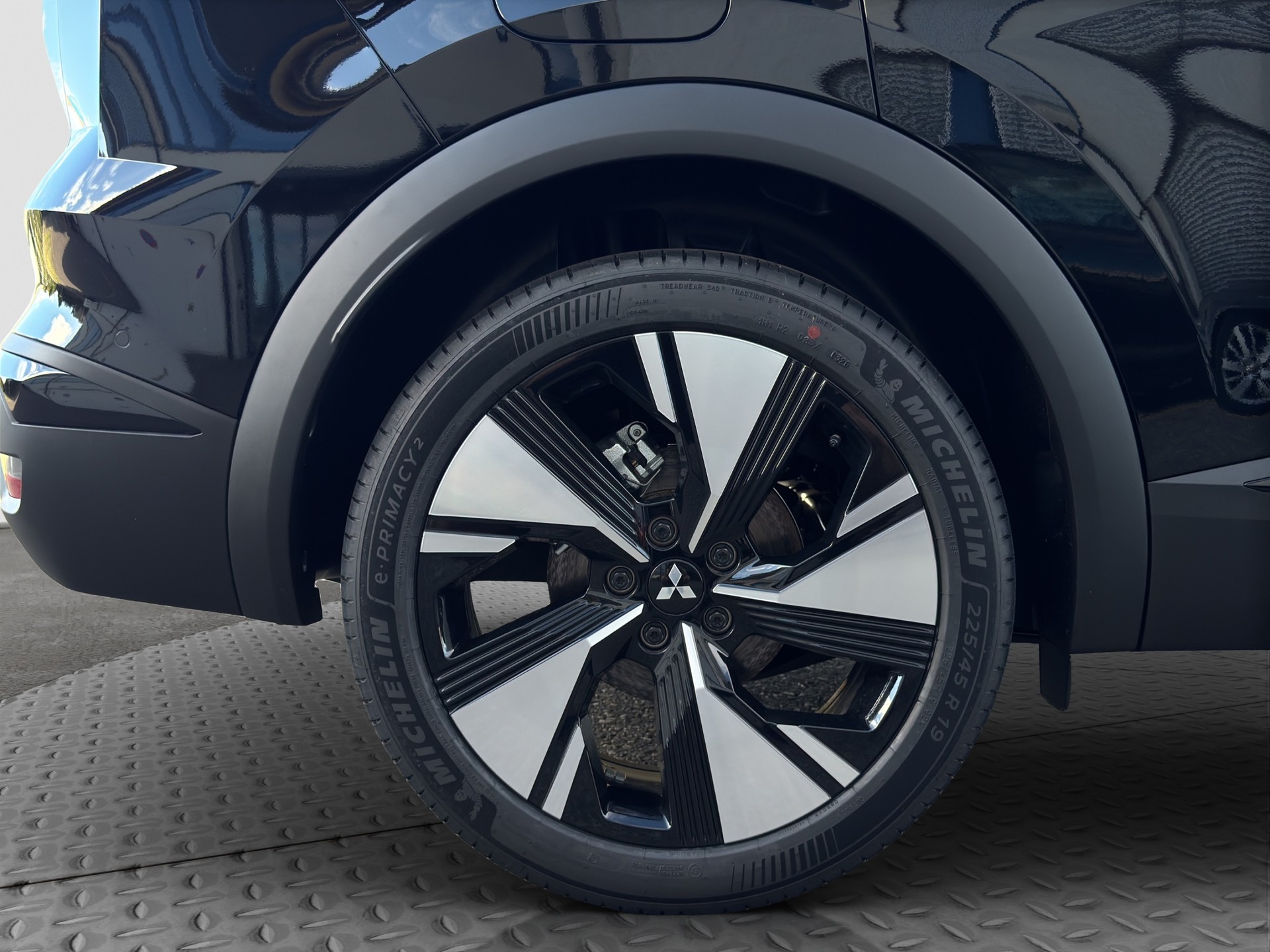 MITSUBISHI Grandis 1.3 MHEV Intense A-image-18