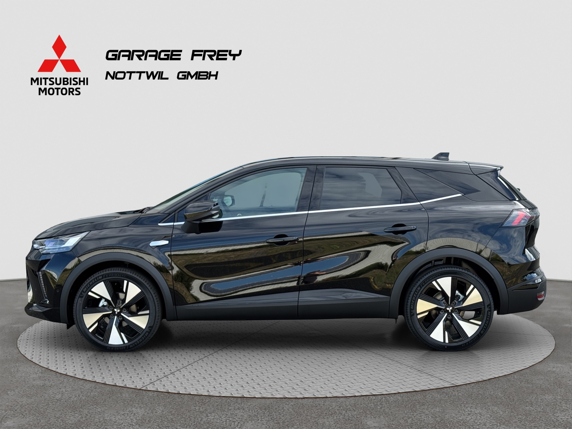 MITSUBISHI Grandis 1.3 MHEV Intense A-showroom-element-1