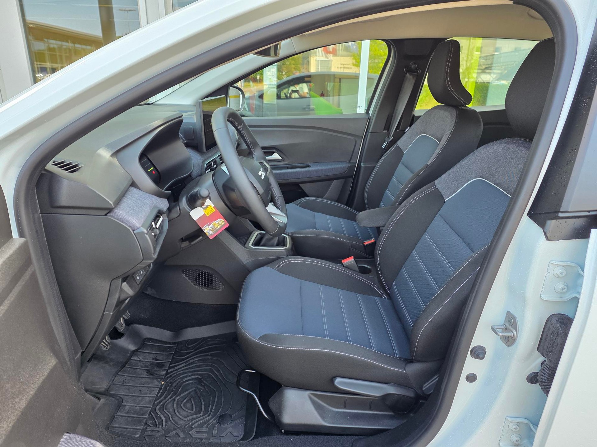 DACIA Sandero 1.0 TCe 100 Journey-image-5
