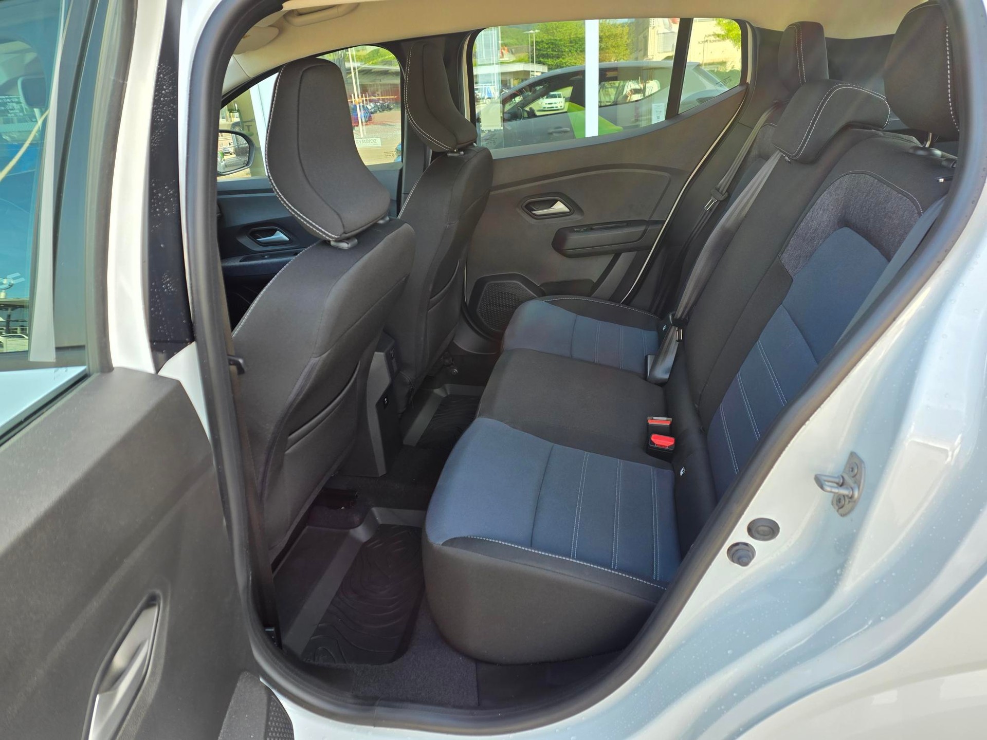 DACIA Sandero 1.0 TCe 100 Journey-image-6
