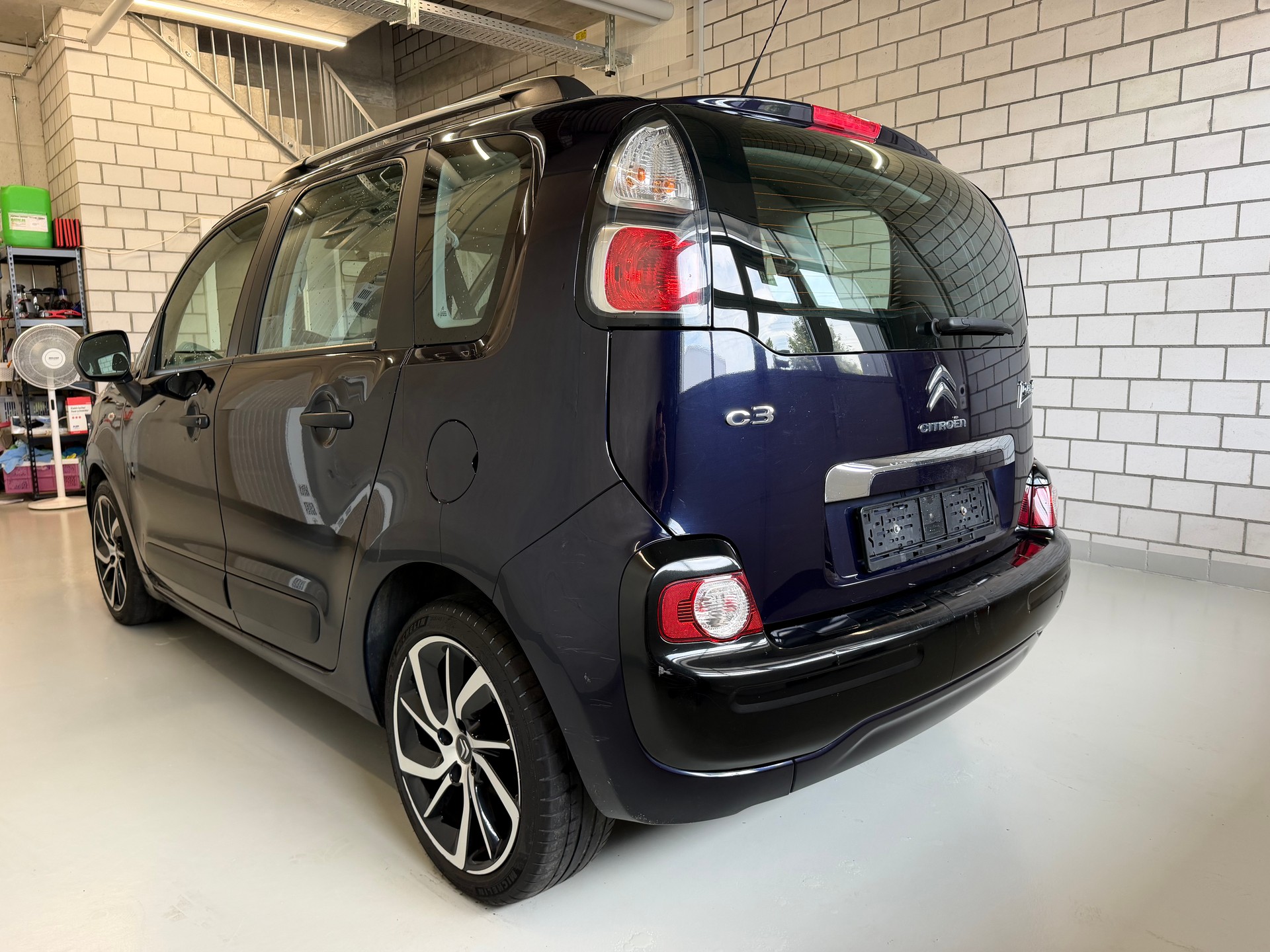 CITROEN C3 Picasso 1.6i 16V Exclusive-showroom-element-3