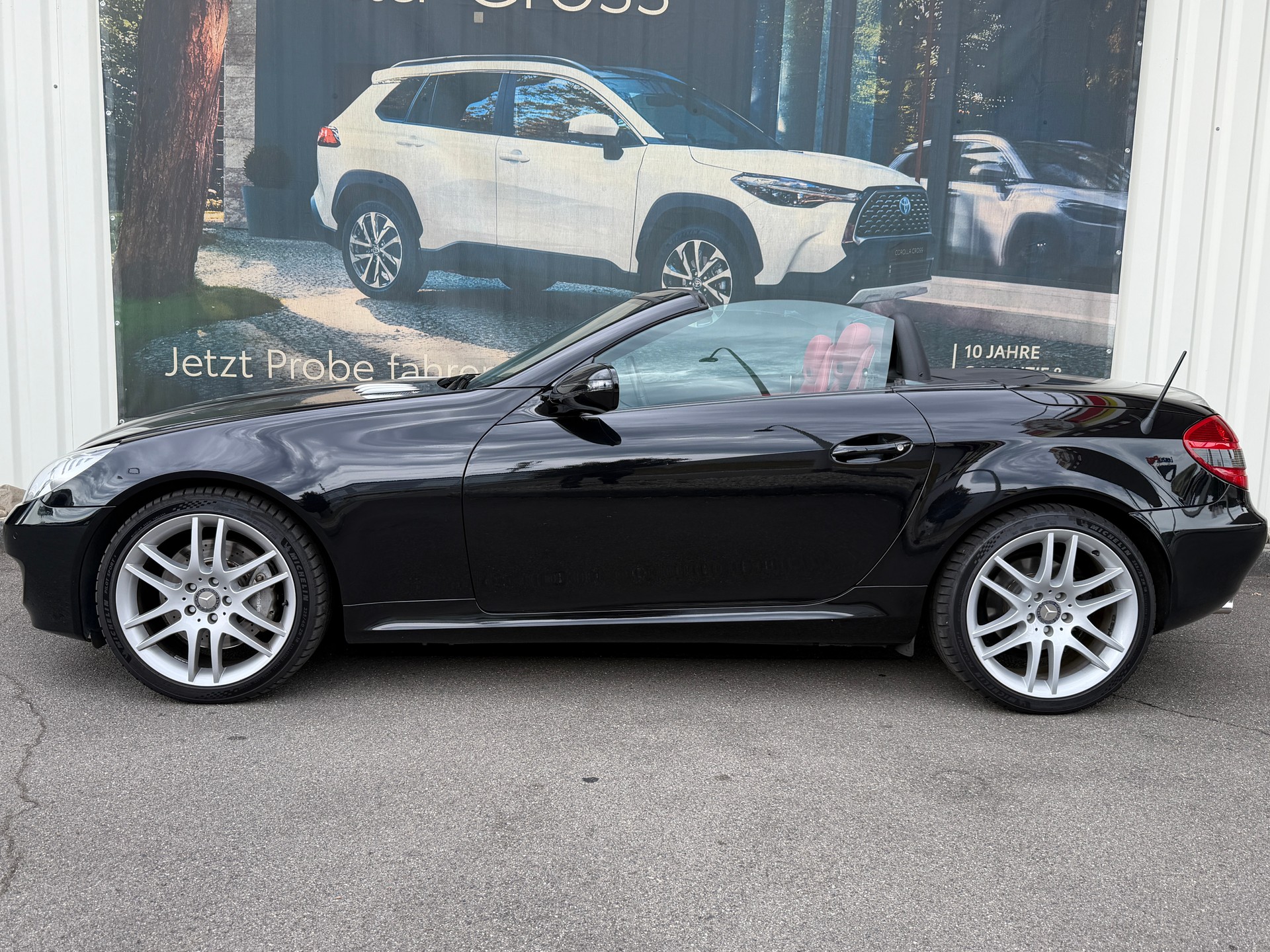 MERCEDES-BENZ SLK 350 7G-Tronic-showroom-element-1