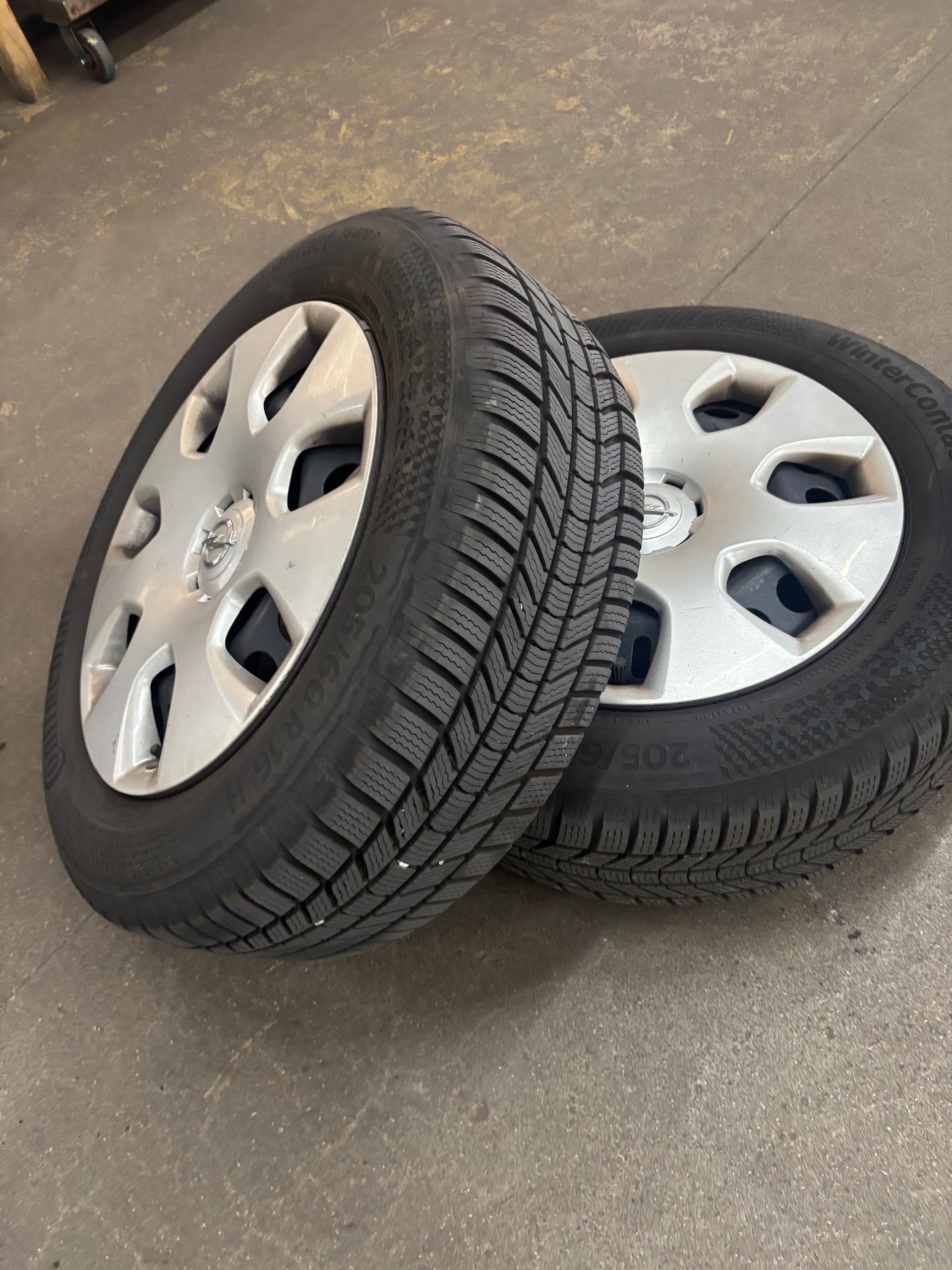 OPEL Astra 1.6i 16V Turbo Cosmo-image-12