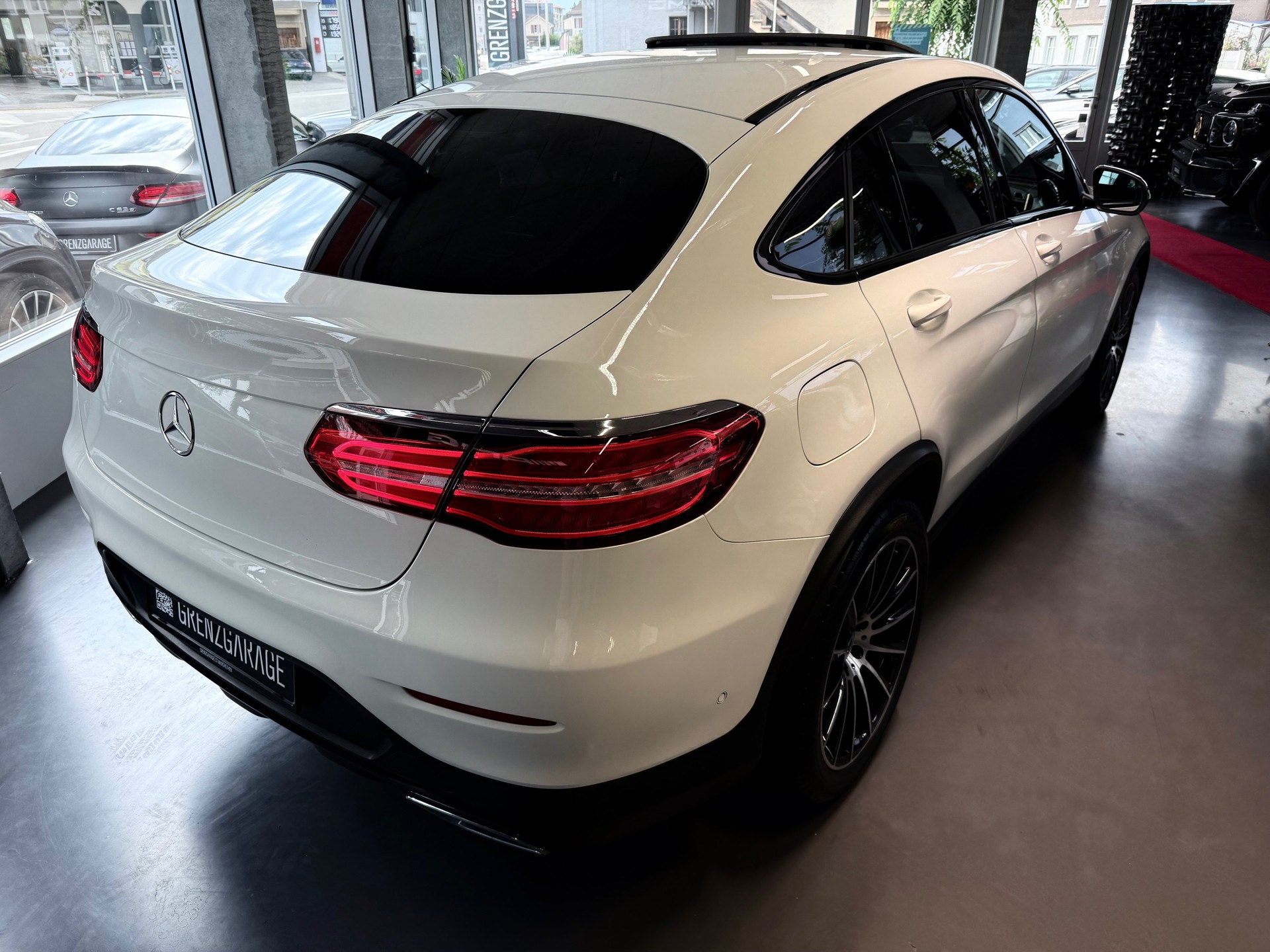 MERCEDES-BENZ GLC Coupé 350 d AMG Line 4Matic 9G-Tronic-image-6