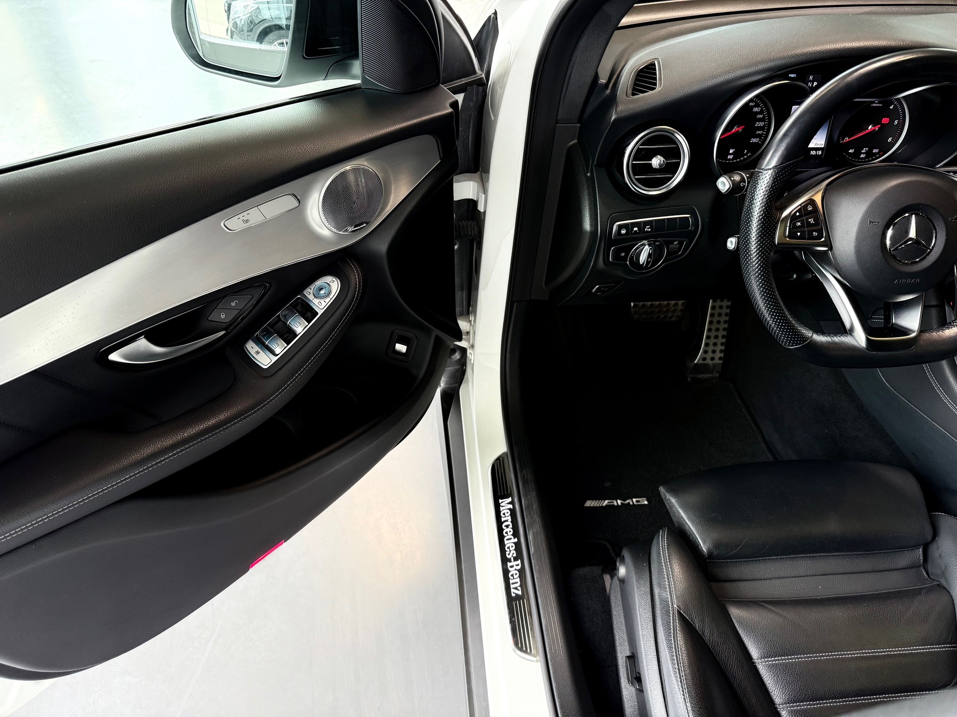 MERCEDES-BENZ GLC Coupé 350 d AMG Line 4Matic 9G-Tronic-image-10