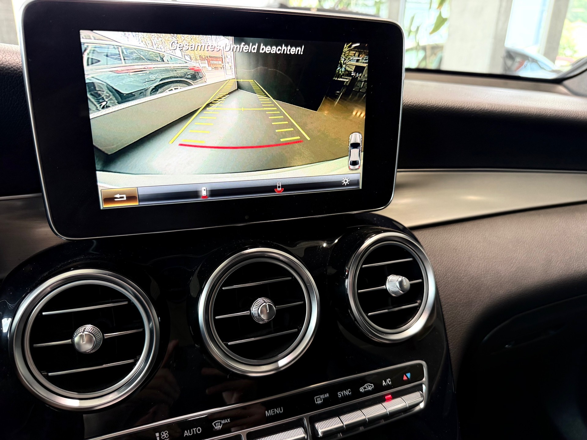 MERCEDES-BENZ GLC Coupé 350 d AMG Line 4Matic 9G-Tronic-image-15