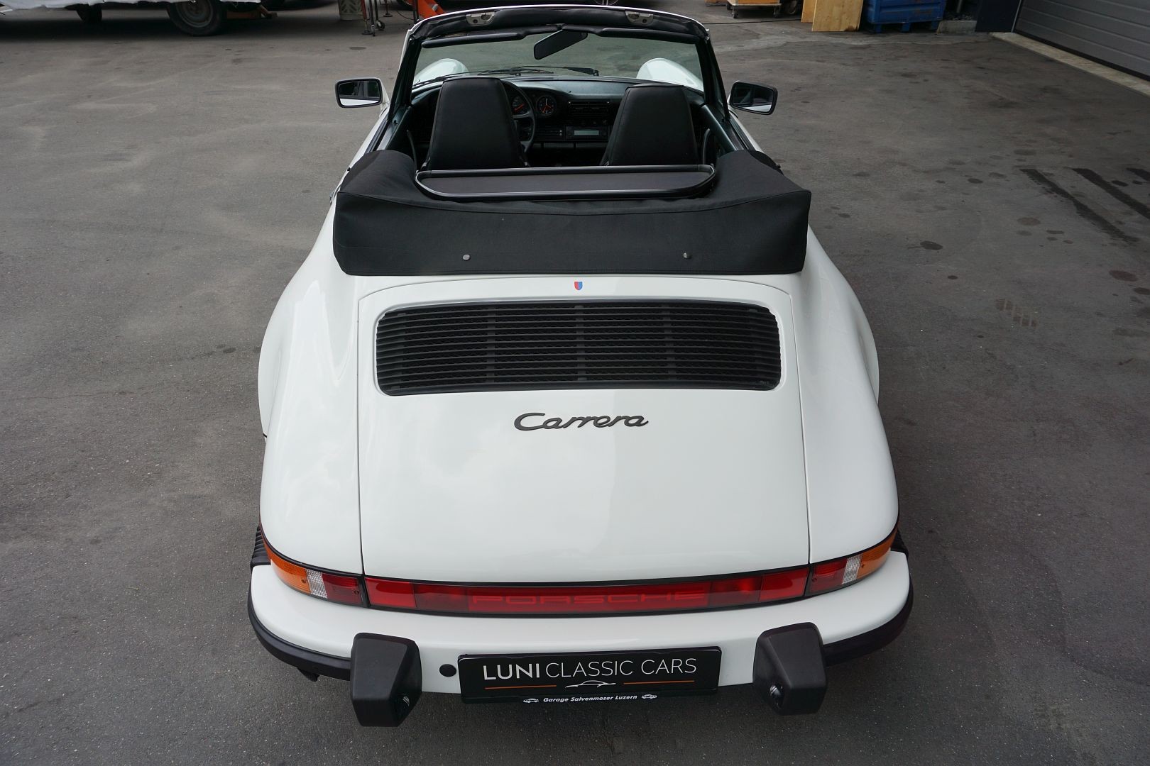 PORSCHE 911 Carrera Cabrio-showroom-element-3