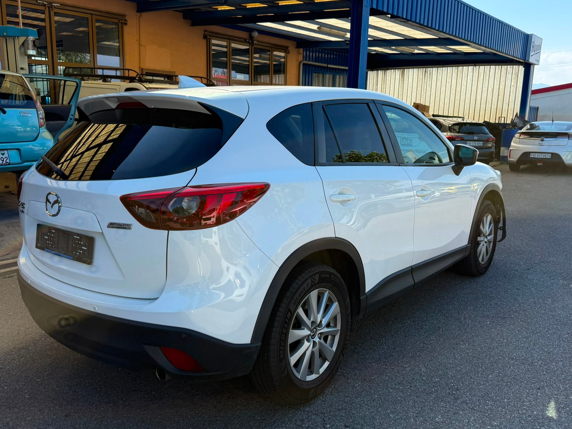 MAZDA CX-5 2.0 Ambition AWD Automatic-image-2