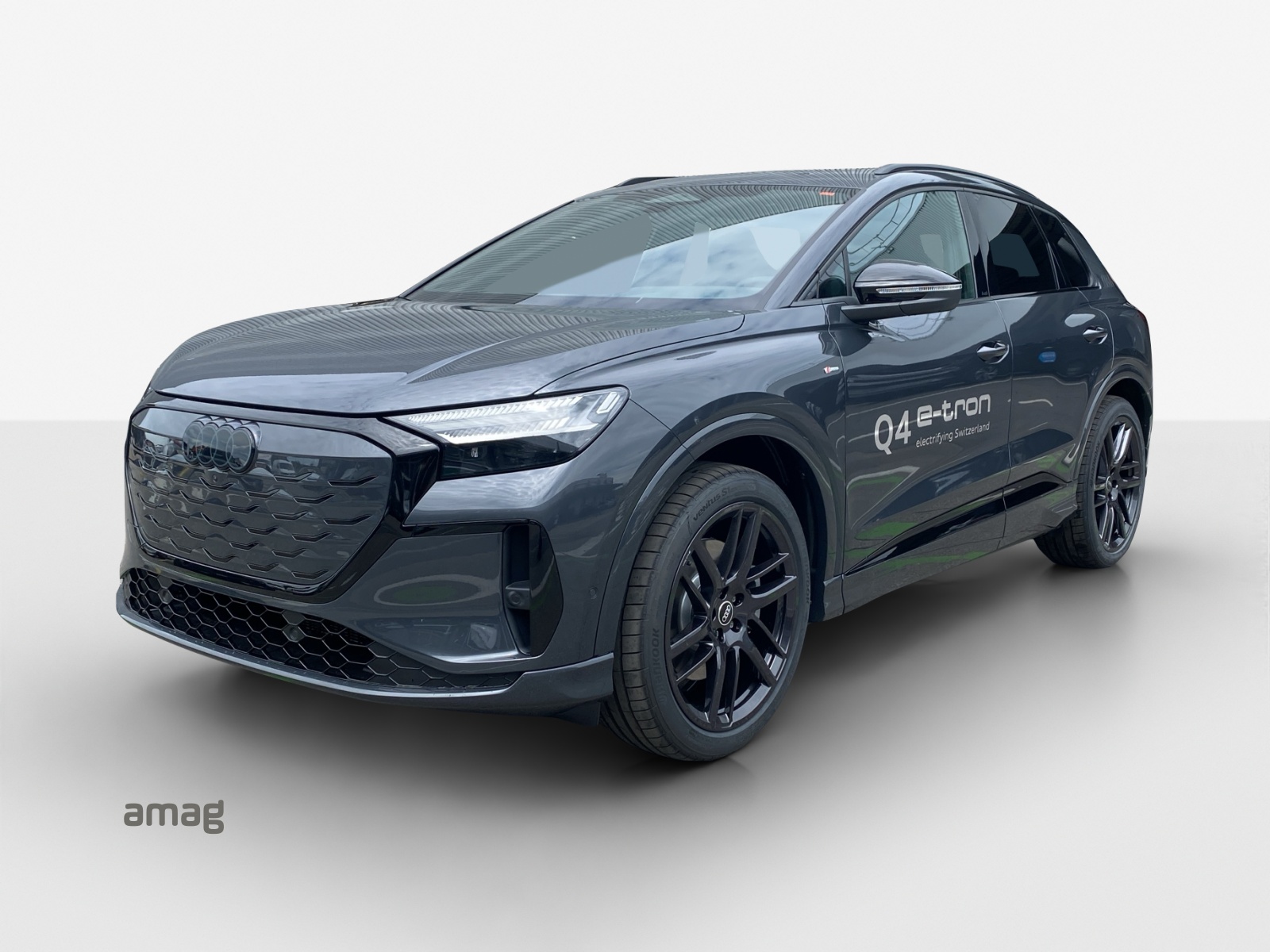 AUDI Q4 e-tron SUV quattro performance