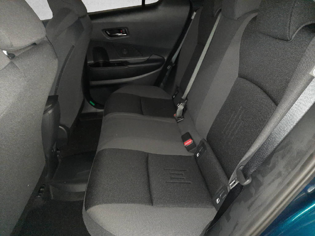 TOYOTA C-HR 2.0 PHEV Trend-image-6
