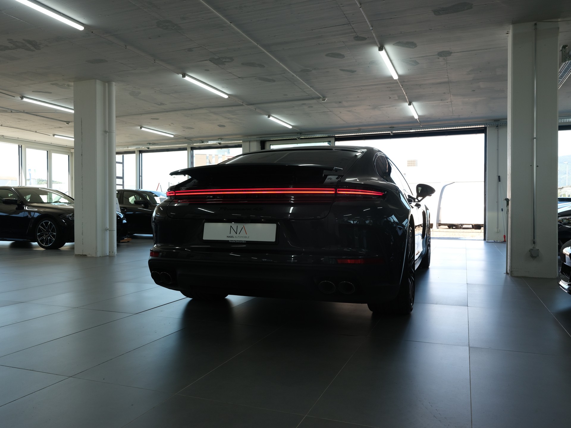 PORSCHE Panamera 4 PDK *Porsche Aproved* *Sport Chrono* *360 Kamera*-showroom-element-2
