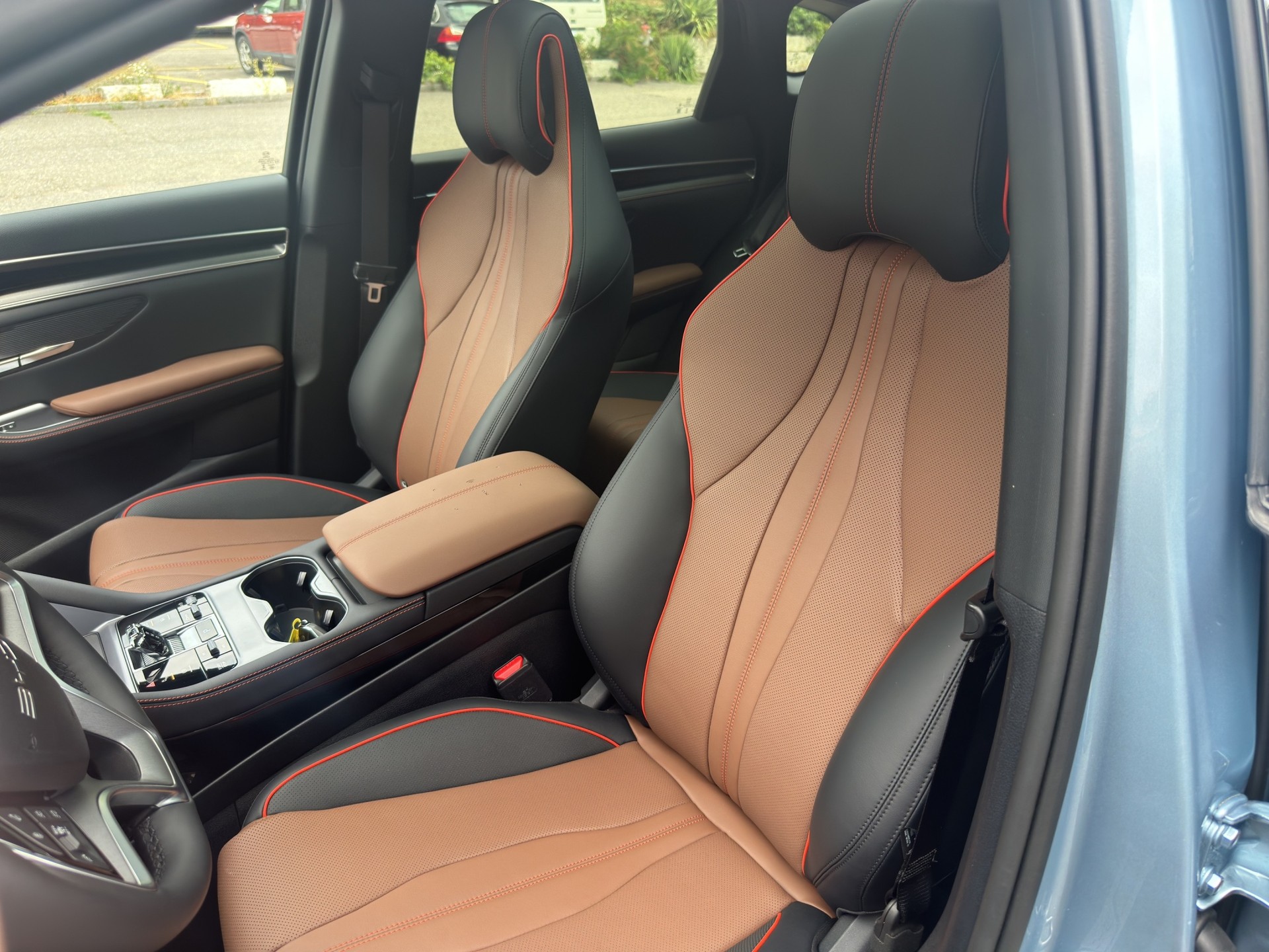 BYD Seal U DM-i Design AWD 4x4-image-13